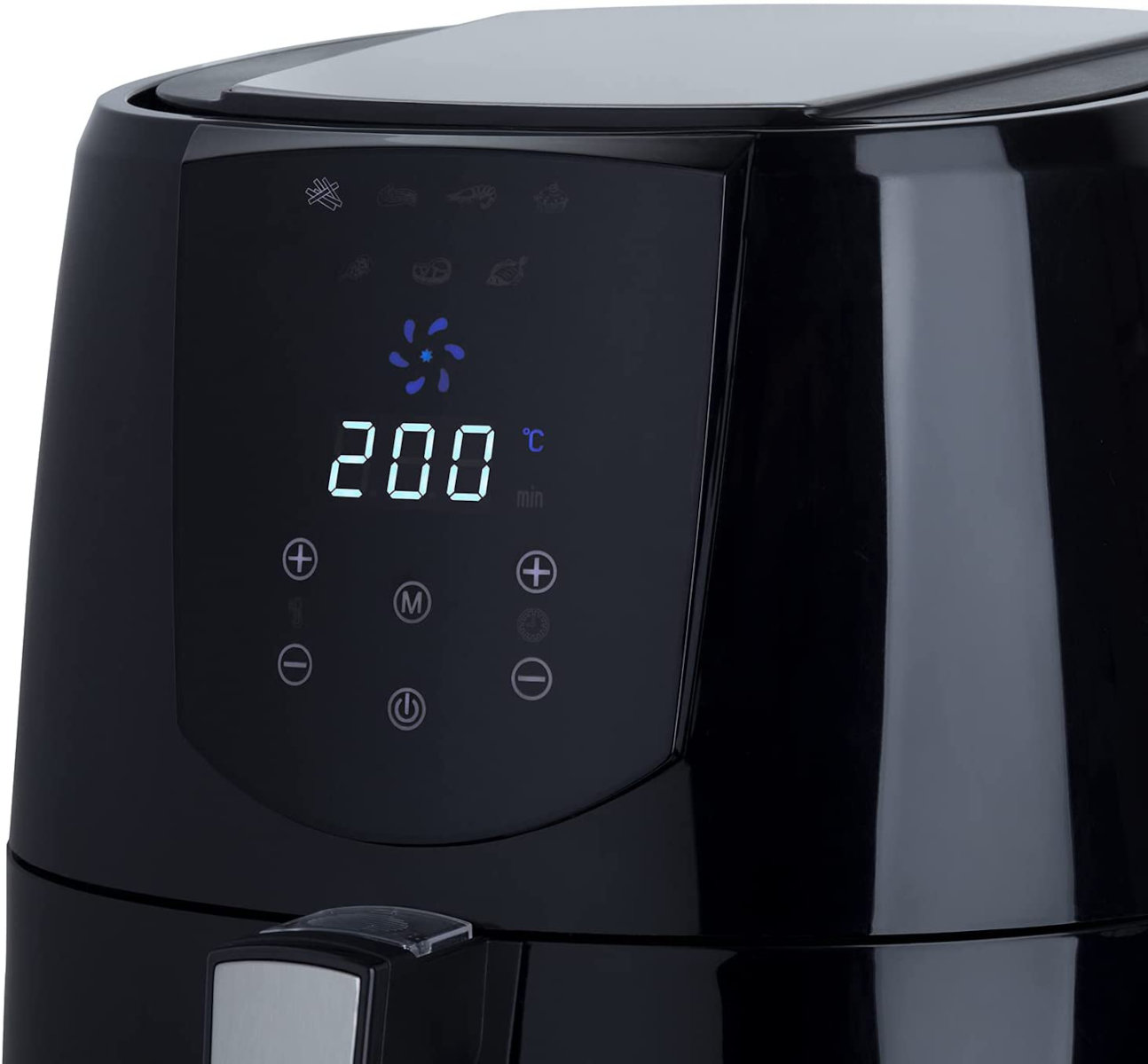 Friggitrice ad aria nera con display digitale. Sfondo nero con luce. Primo piano.