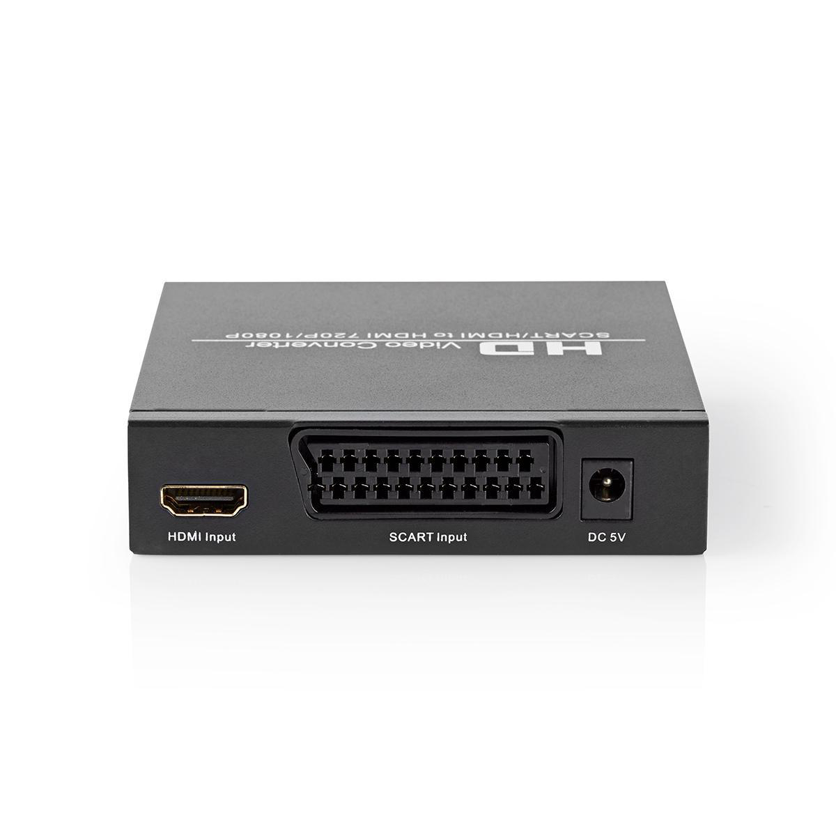 Ein schwarzer SCART-zu-HDMI-Videokonverter mit Eingangs- und Ausgangsanschlüssen auf weißer Oberfläche.
