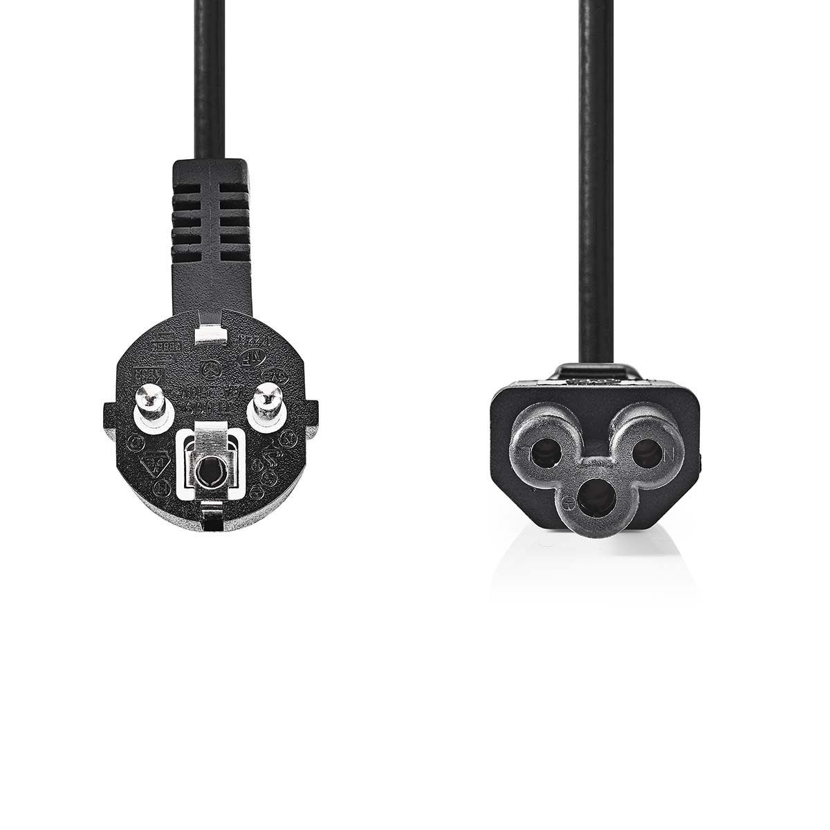 Twee zwarte stroomkabels op een witte achtergrond. Elke kabel heeft een ander connectoreinde.