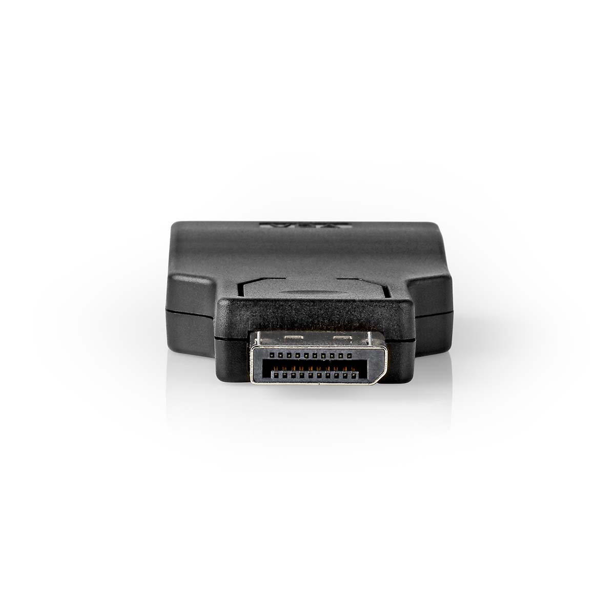 Un adattatore nero DVI a HDMI, con un connettore DVI, su sfondo bianco.