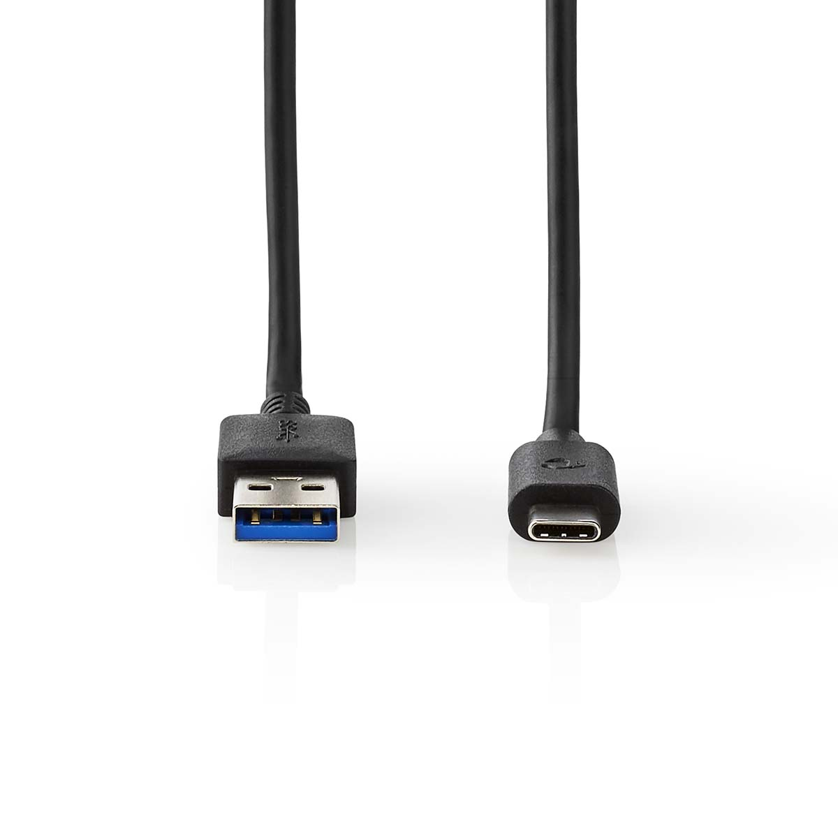 Câble USB-C vers USB-A noir, extrémités face au spectateur. Fond blanc.