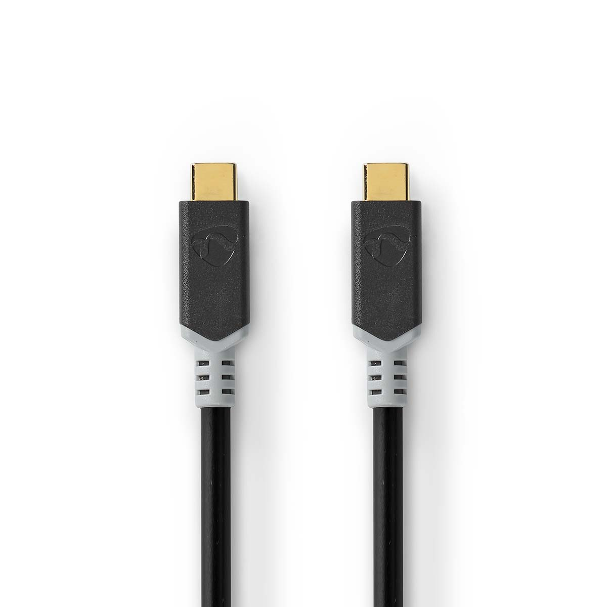 Due cavi USB-C neri con dettagli grigi su sfondo bianco.
