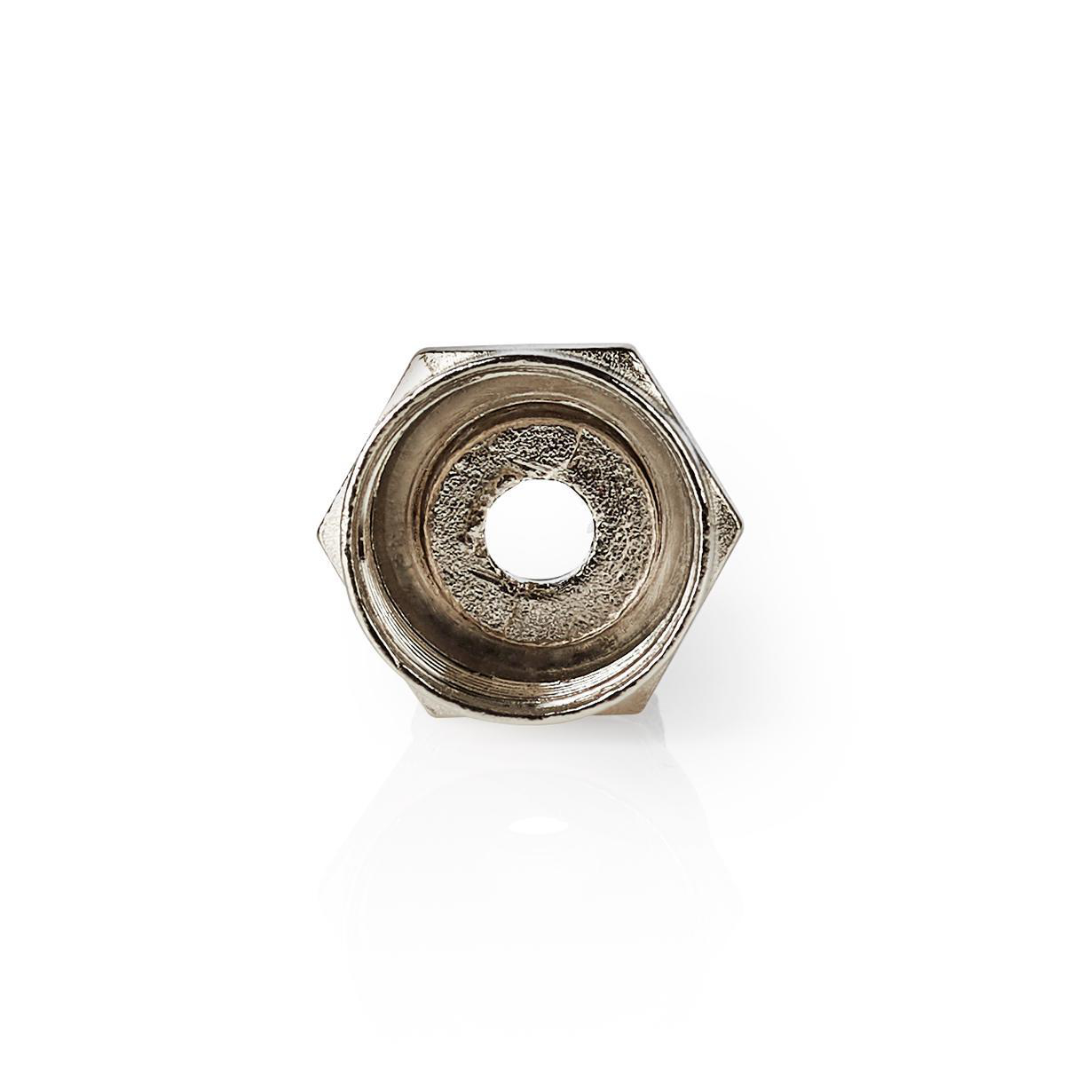 Eine Metall-Sechskantmutter mit einem Loch im Inneren auf weißem Hintergrund.