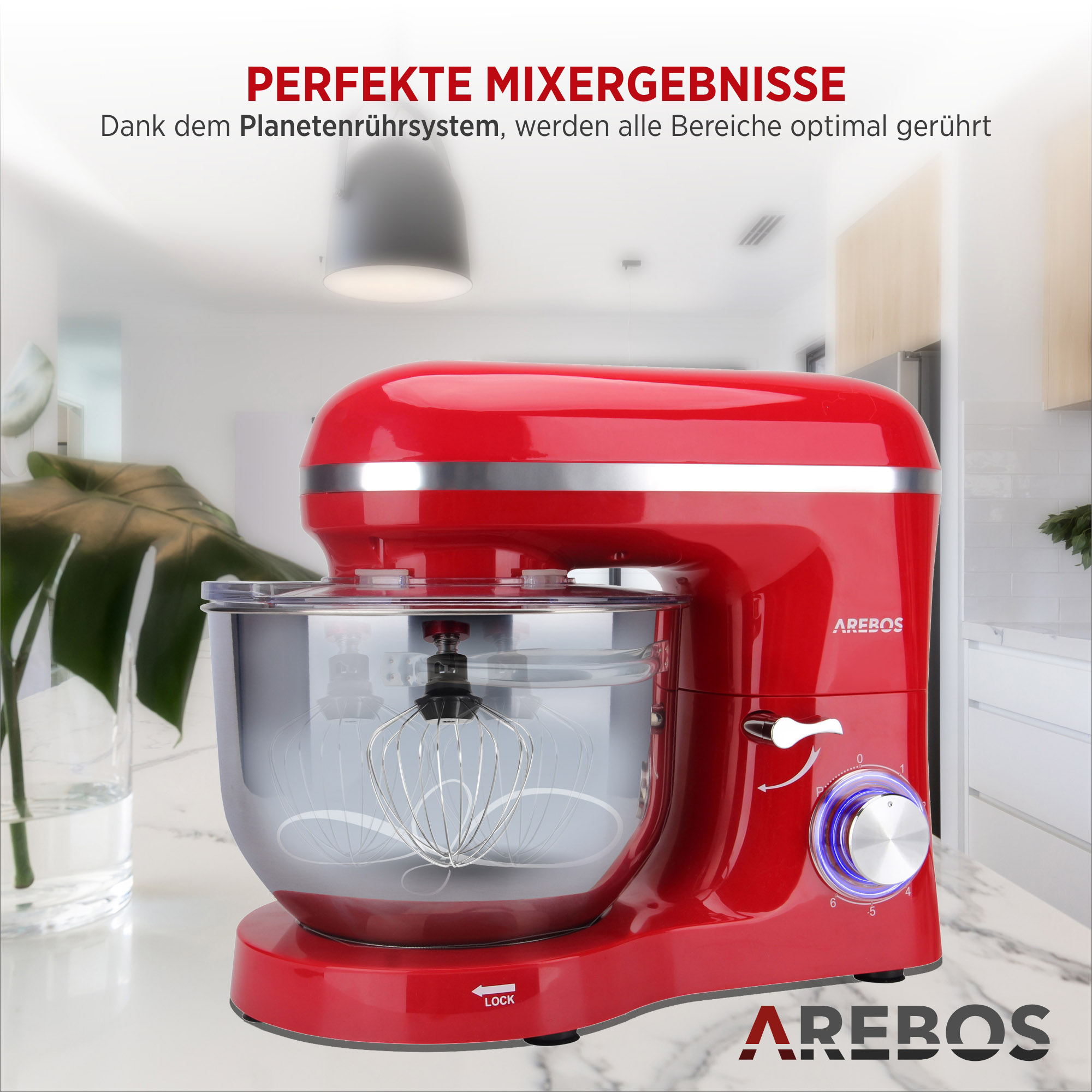 Roter Küchenmixer mit Glasschüssel und Chromakzenten auf weißer Oberfläche.