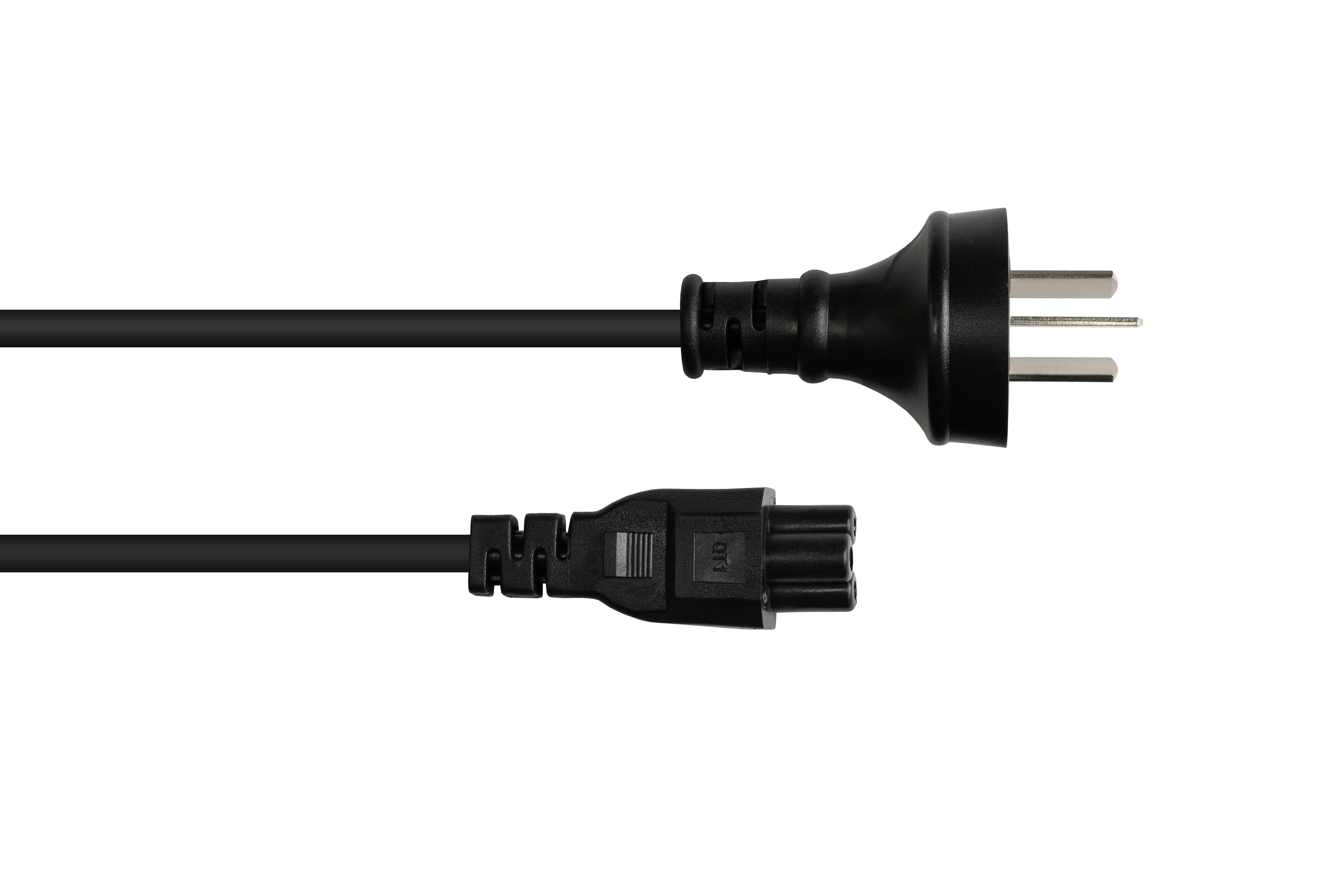 Schwarzes Netzkabel mit Stecker und Anschluss auf weißem Hintergrund.