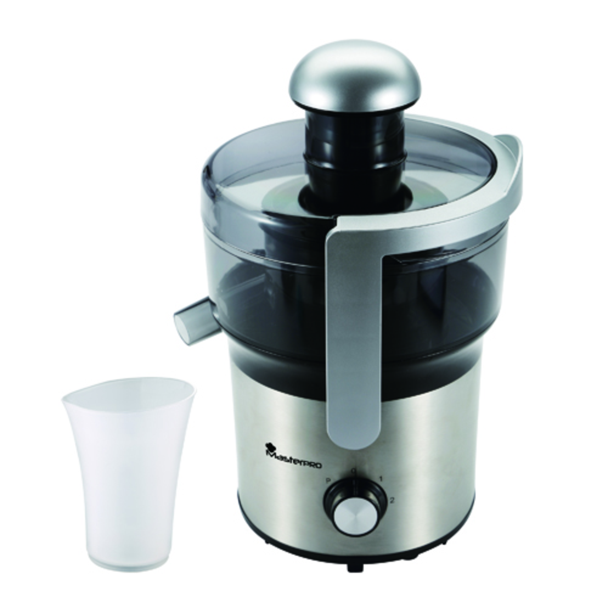 Se muestra un exprimidor Masterpro plateado y negro junto a una taza de plástico blanca sobre un fondo blanco.