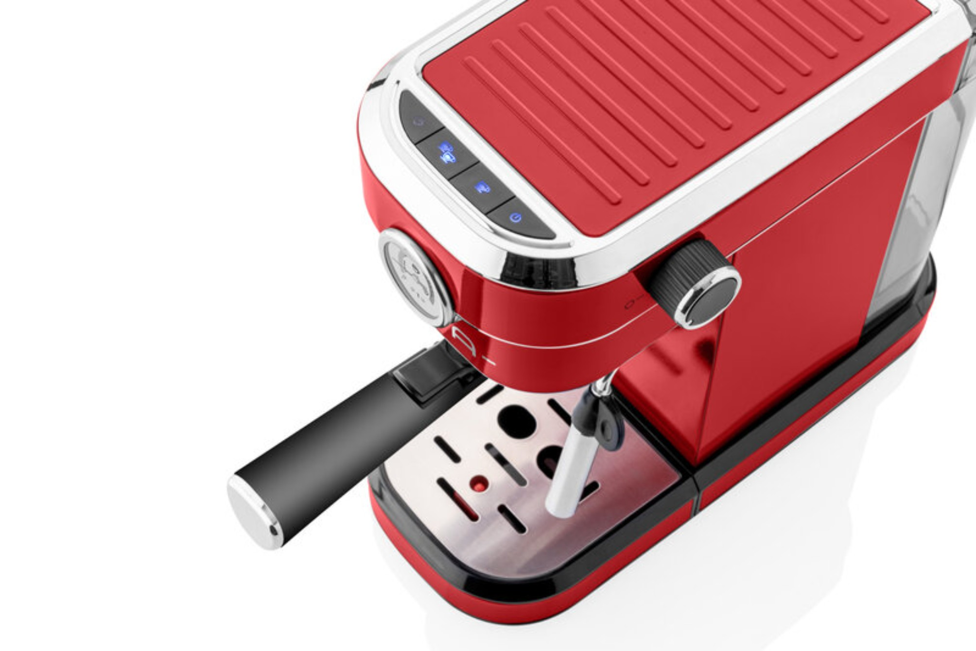 Czerwony ekspres do kawy ze srebrnymi akcentami i czarnym uchwytem. Widoczny manometr.