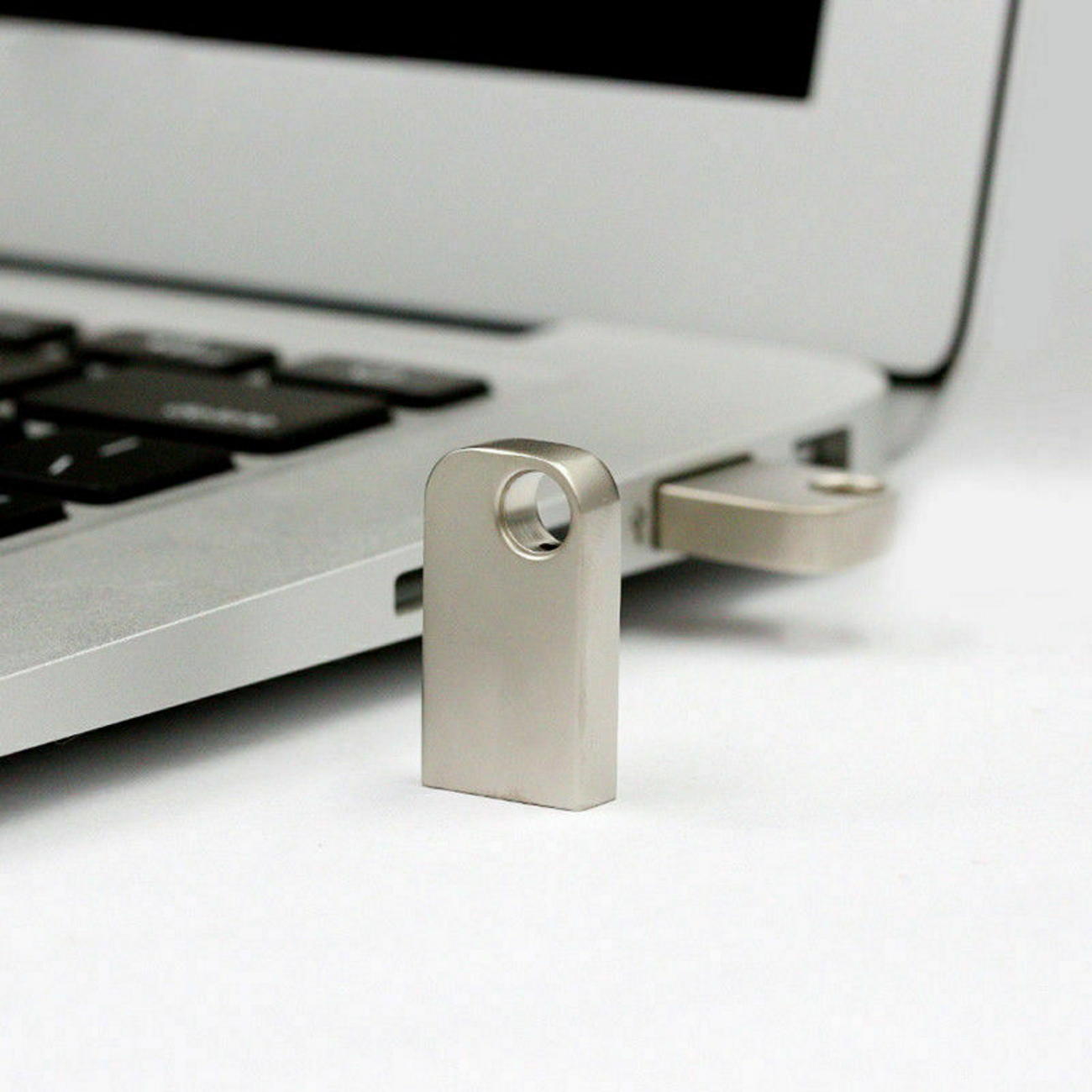 GB) 64 USB GERMANY (Silber, USB-Stick Mini M3