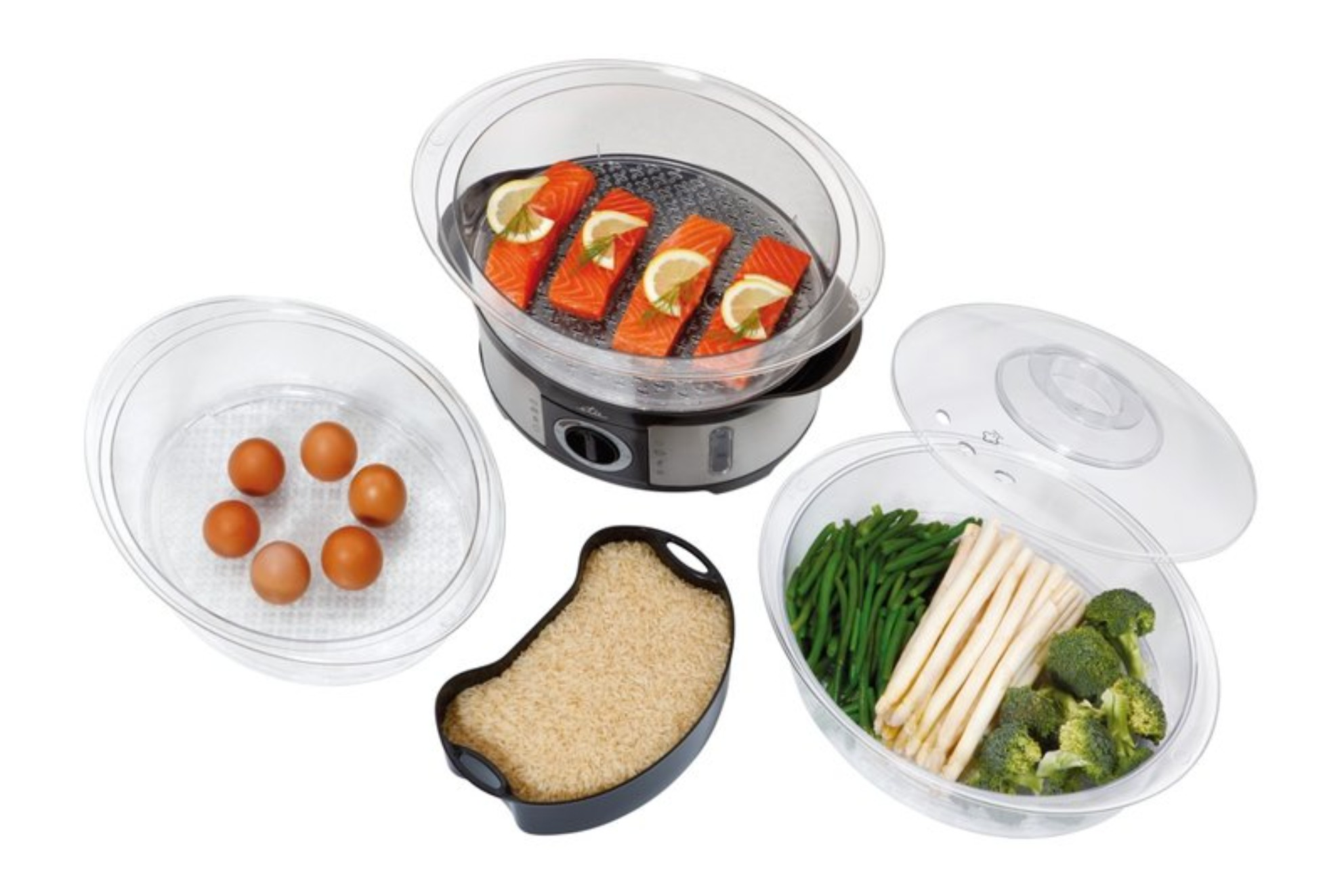 Vaporiera con salmone e limone, uova, riso, fagiolini e broccoli su bianco.