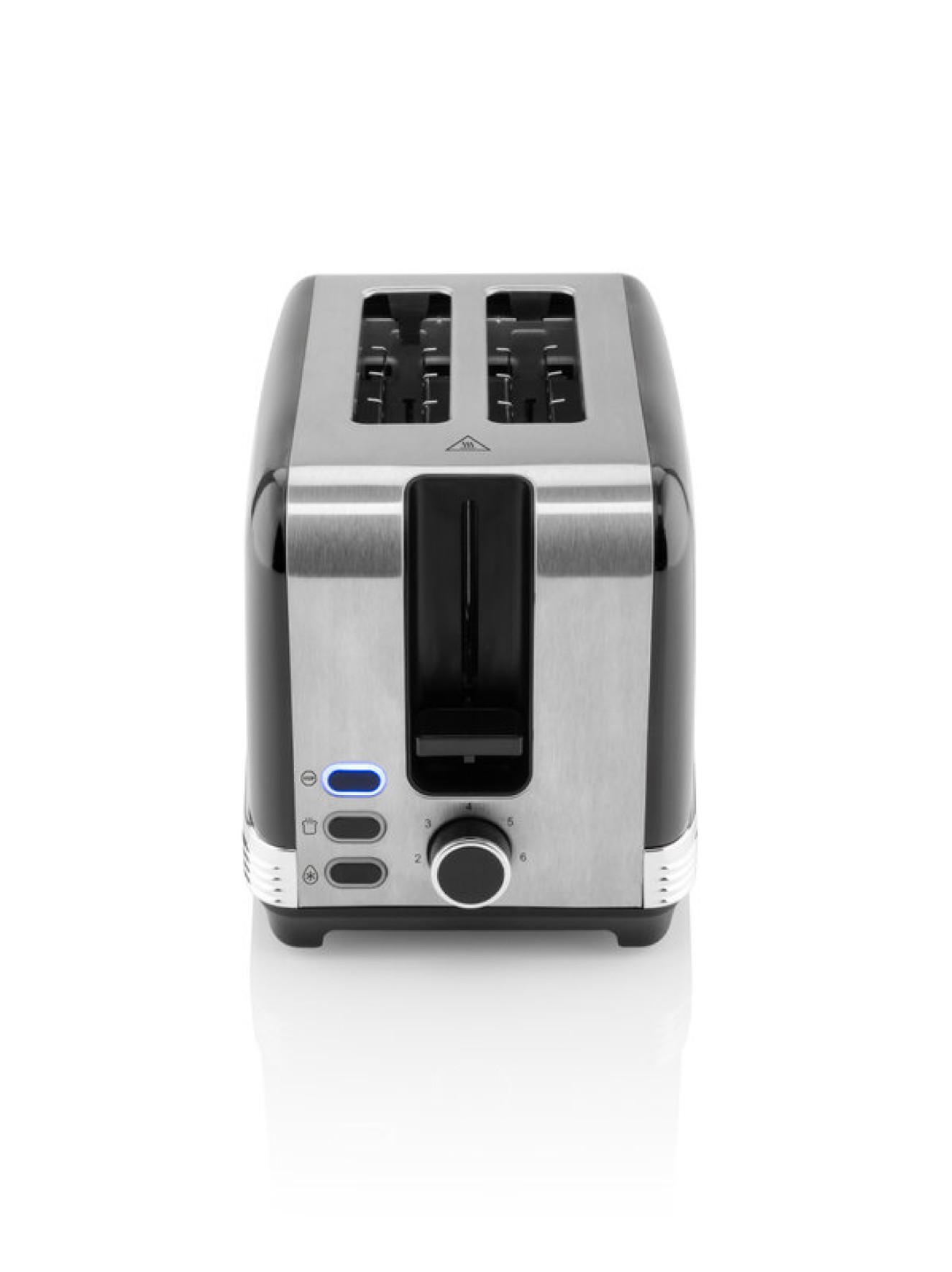 Schwarz-silberner Toaster mit zwei Schlitzen und einem Drehregler. Ein blaues Licht zeigt die Benutzung an.