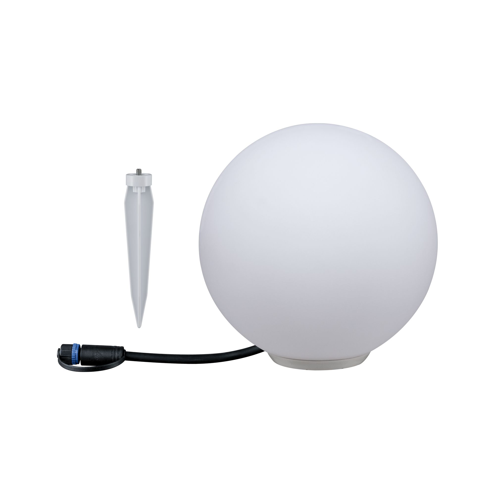 Una luce da esterno bianca a forma di globo, con cavo nero e paletto. Isolato su sfondo bianco.