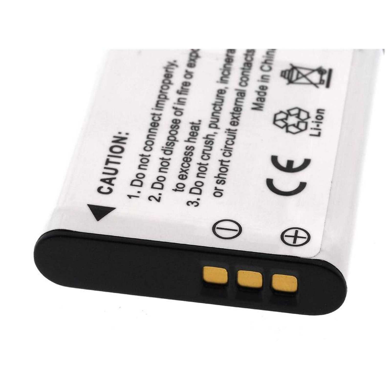 Primer plano de una batería con etiqueta blanca, tapa negra. Tiene contactos dorados y texto de precaución.