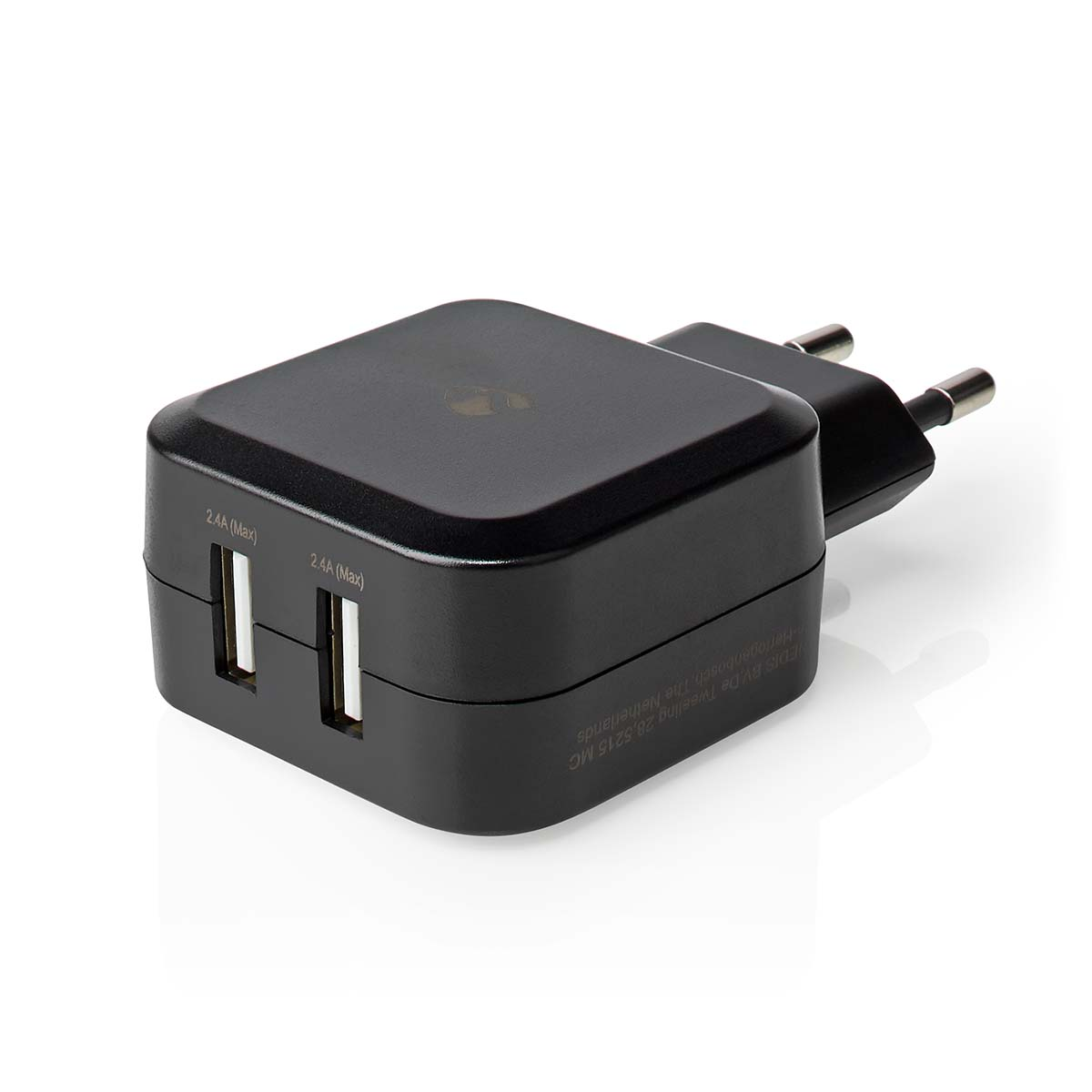 Schwarzes USB-Ladegerät mit zwei Anschlüssen. Zeigt 2,4A (Max) an.