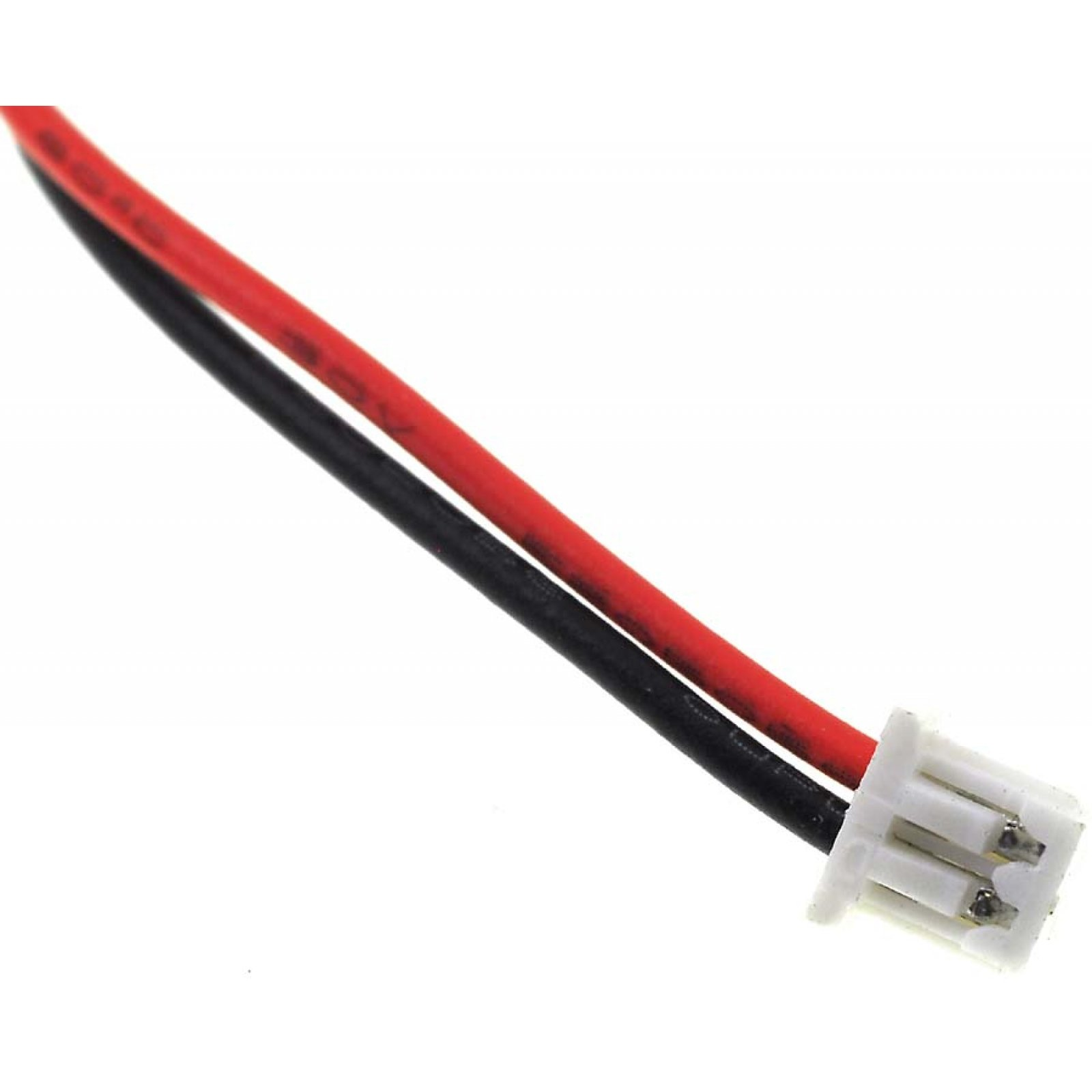 Primer plano de cables rojo y negro con un conector blanco al final.