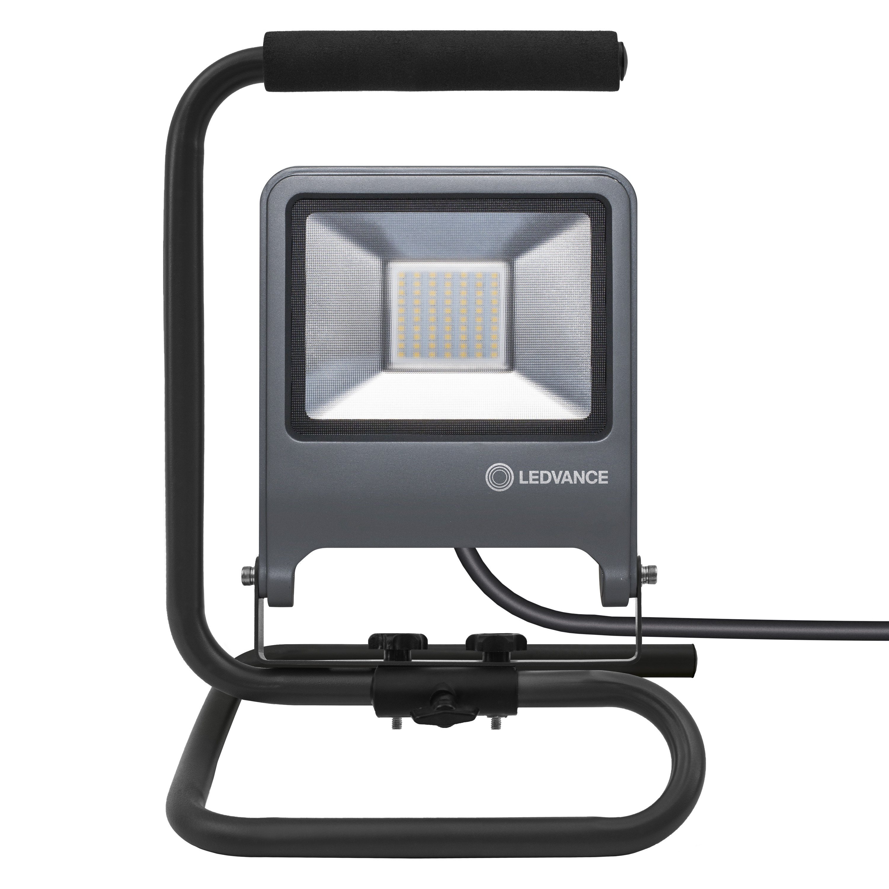 Eine schwarze LED-Arbeitsleuchte mit grauer Lampe. Die Arbeitsleuchte steht auf einem schwarzen Ständer.