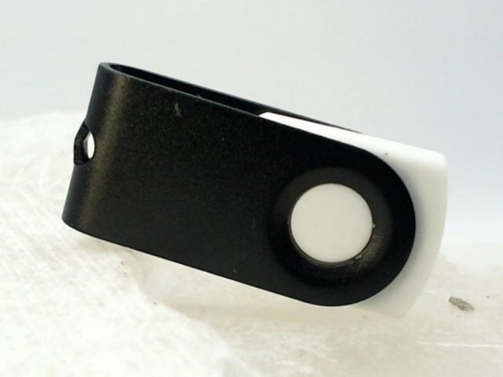 (Weiß-Schwarz, USB-Stick USB 4 MINI-SWIVEL GB) GERMANY ®