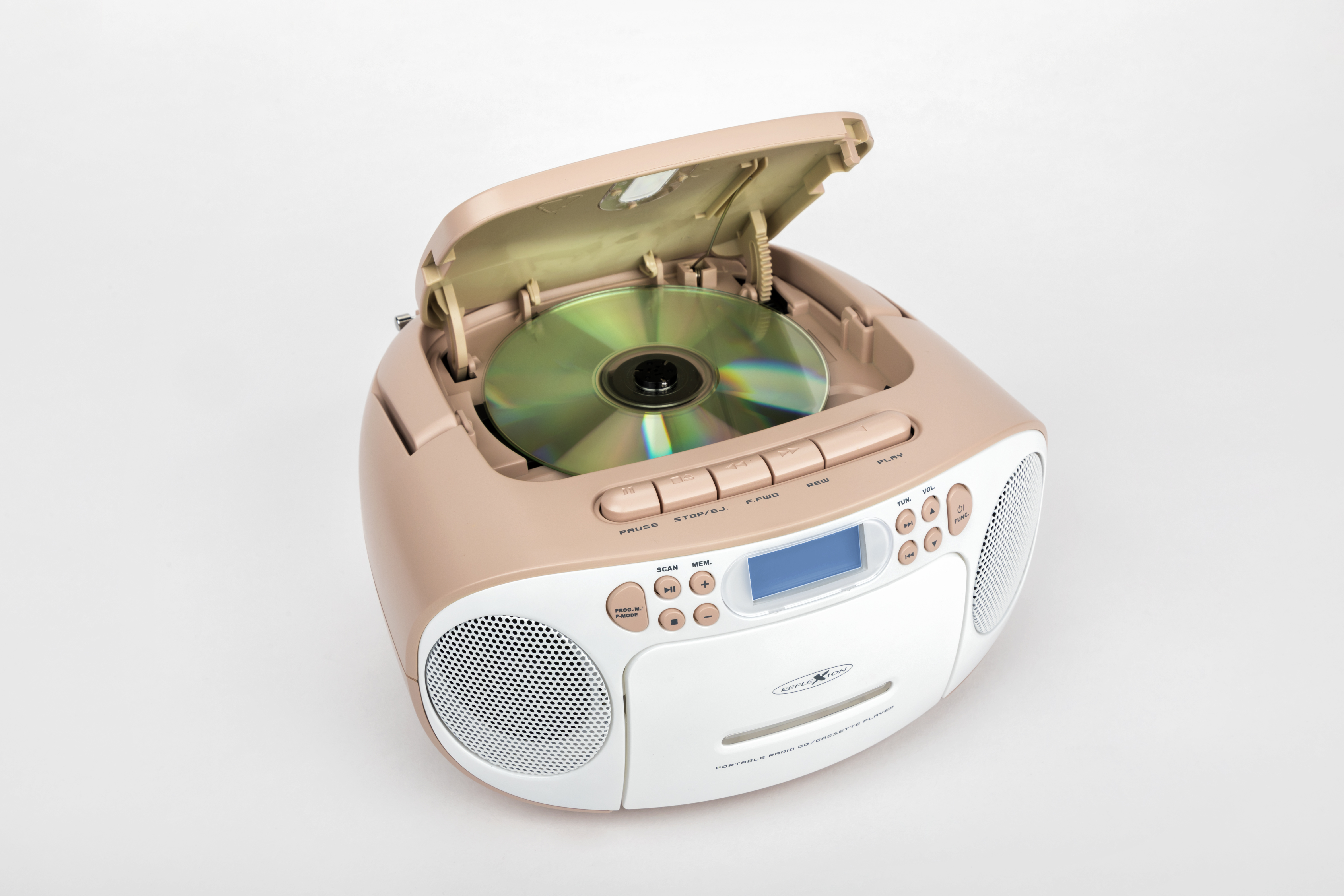 Beiger CD-Player mit offenem Deckel und CD, auf weißer Oberfläche.