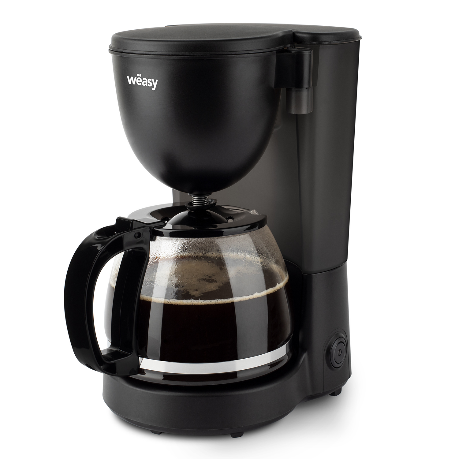 Schwarze Kaffeemaschine mit Glaskaraffe. Die Karaffe ist voll mit Kaffee.