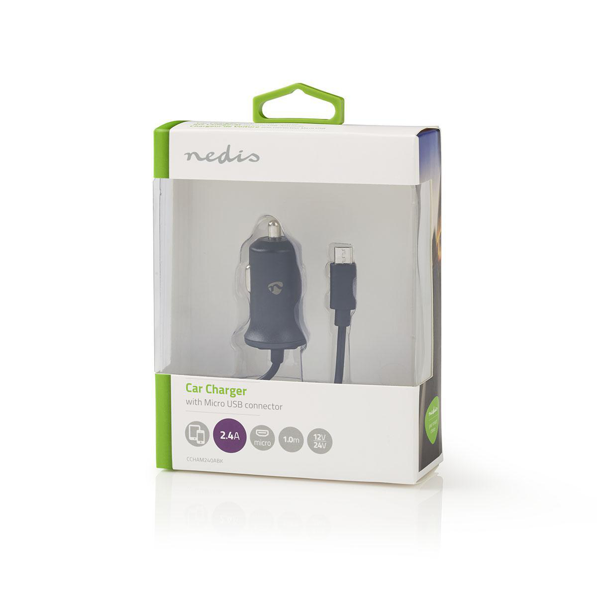 Ein Autoladegerät mit Micro-USB-Anschluss in einer weißen Box. Die Box hat grüne Akzente.