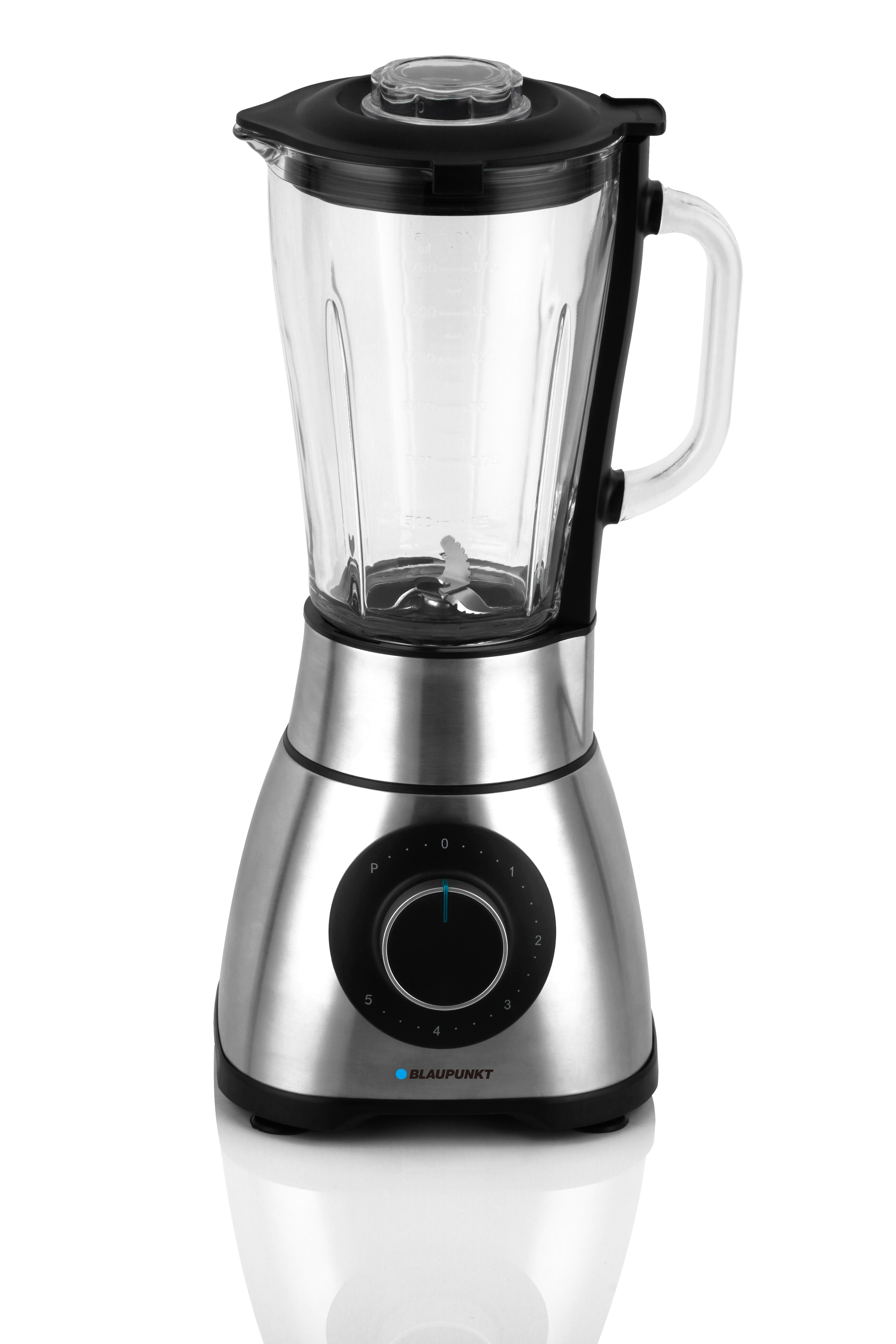 Srebrny blender ze szklanym dzbankiem, czarną pokrywką i pokrętłem na czarnym tle.