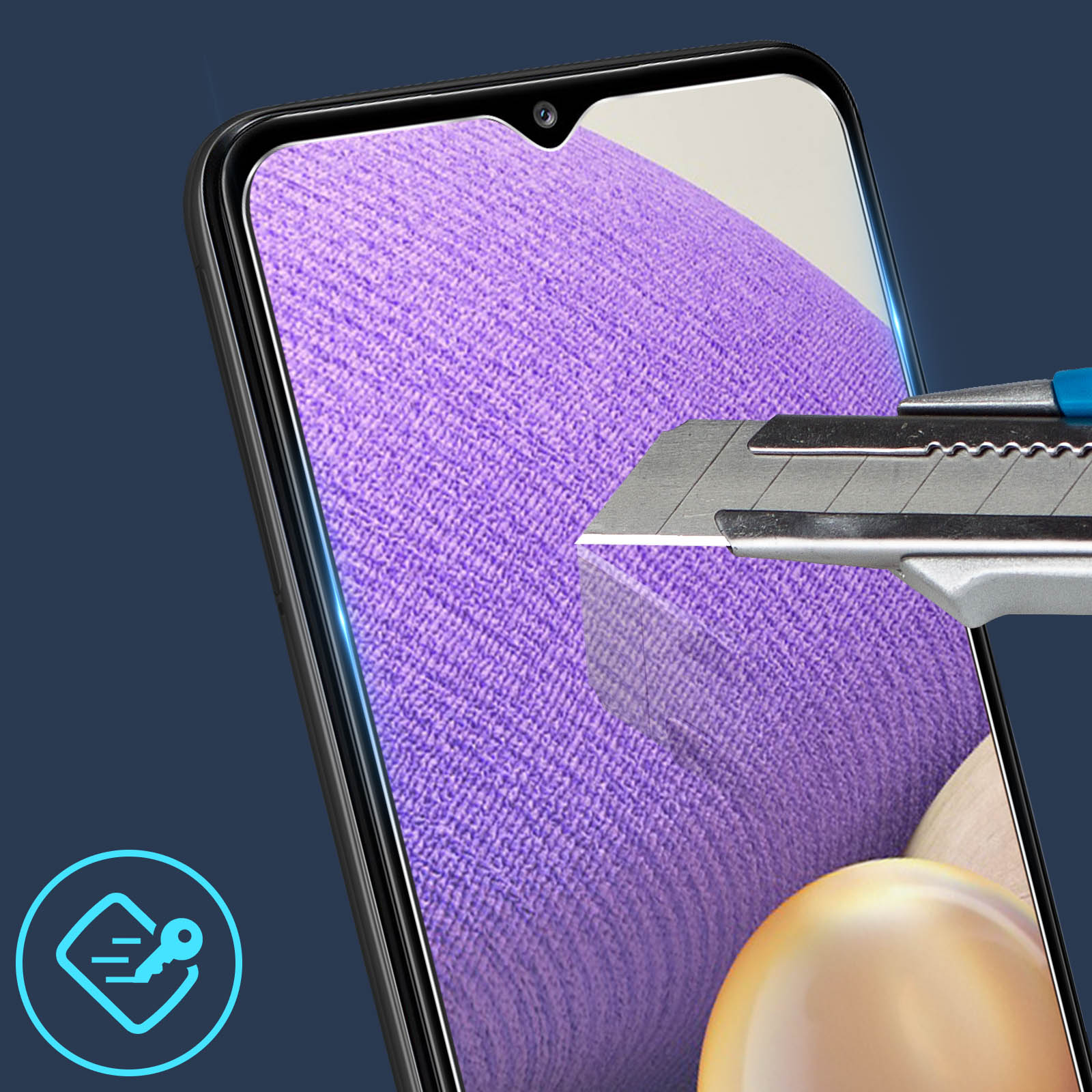 Écran de téléphone avec protecteur et un couteau coupant le protecteur.