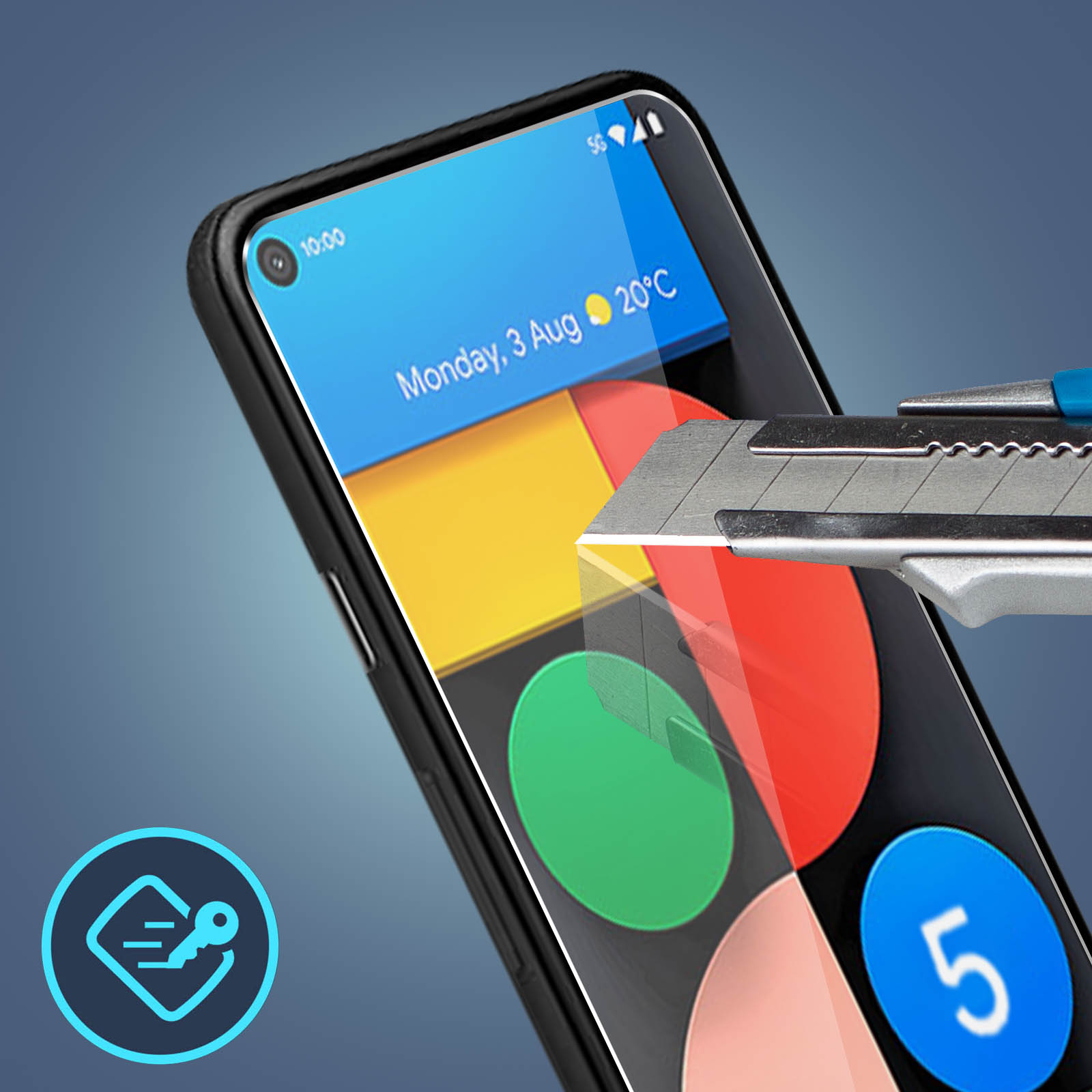 Un coltello taglia lo schermo di un telefono. Lo schermo mostra l'ora, la data e un'icona 5.