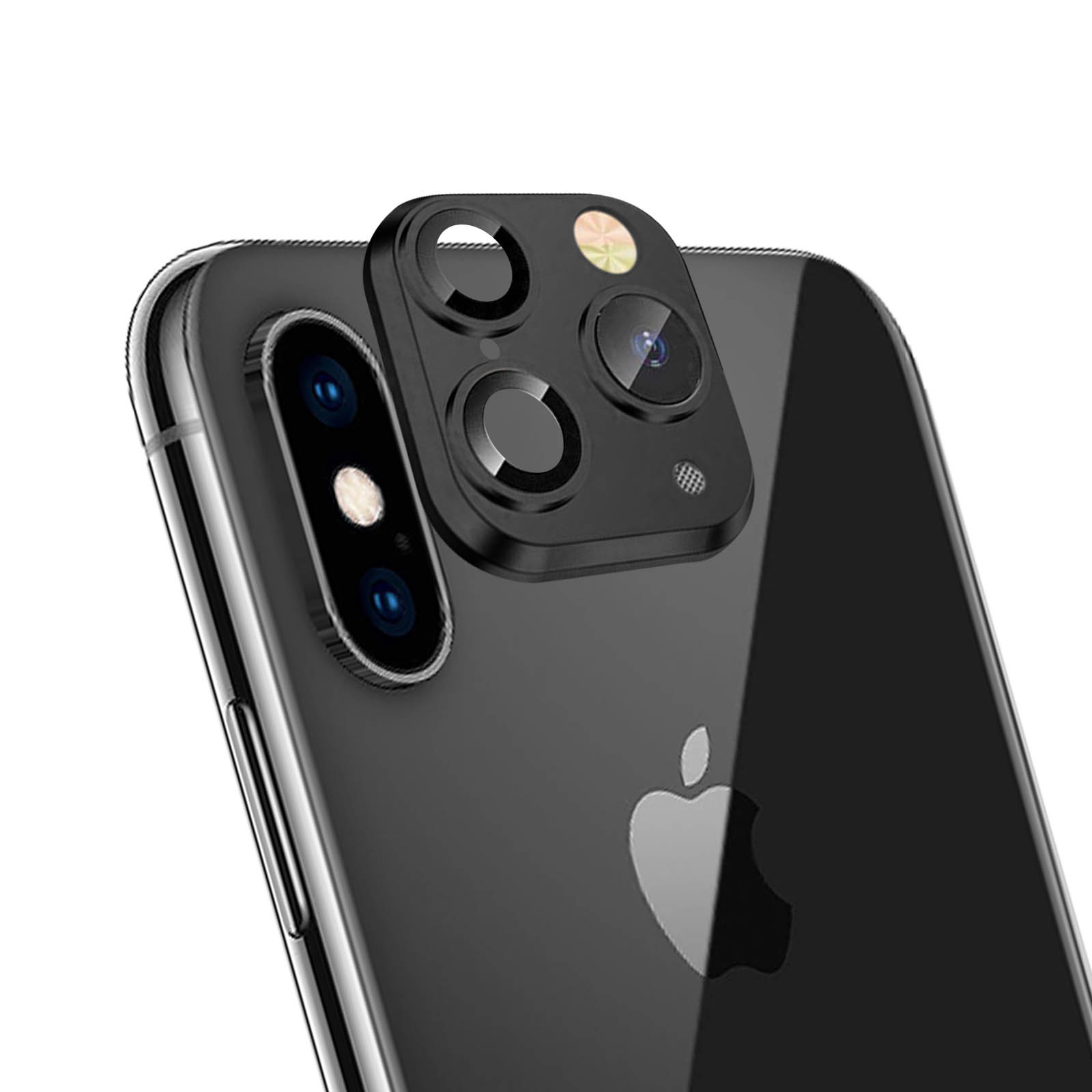 Retro nero di iPhone con protezione per lenti. Il telefono ha il logo Apple. La protezione ha più lenti.