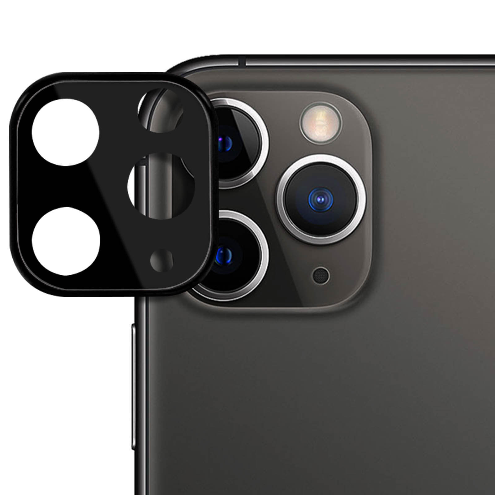Un proteggi obiettivo nero per fotocamera iPhone è posizionato sopra gli obiettivi della fotocamera del telefono. Il telefono è grigio scuro.