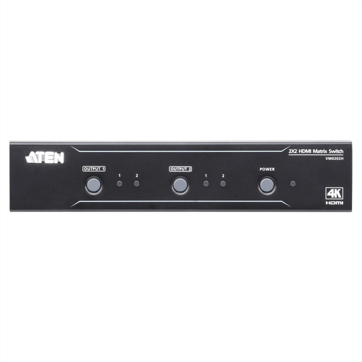 Schwarzer HDMI-Matrix-Switch mit Tasten und Beschriftungen. Weißer Hintergrund.