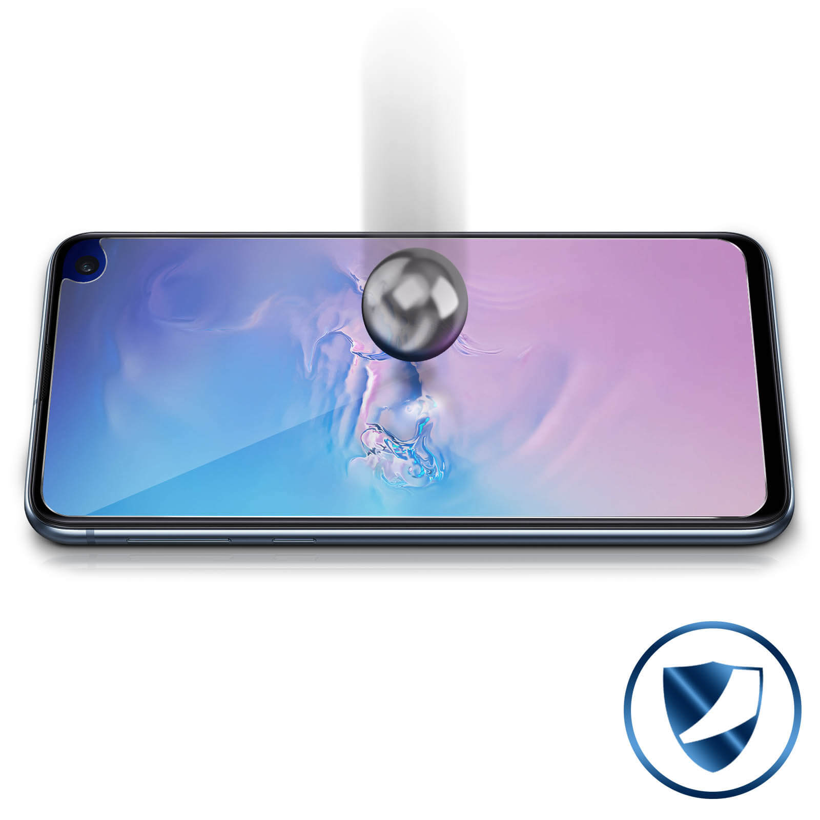 Schermo del telefono con protezione, una palla di metallo sta per toccarlo. Sfondo blu e viola.