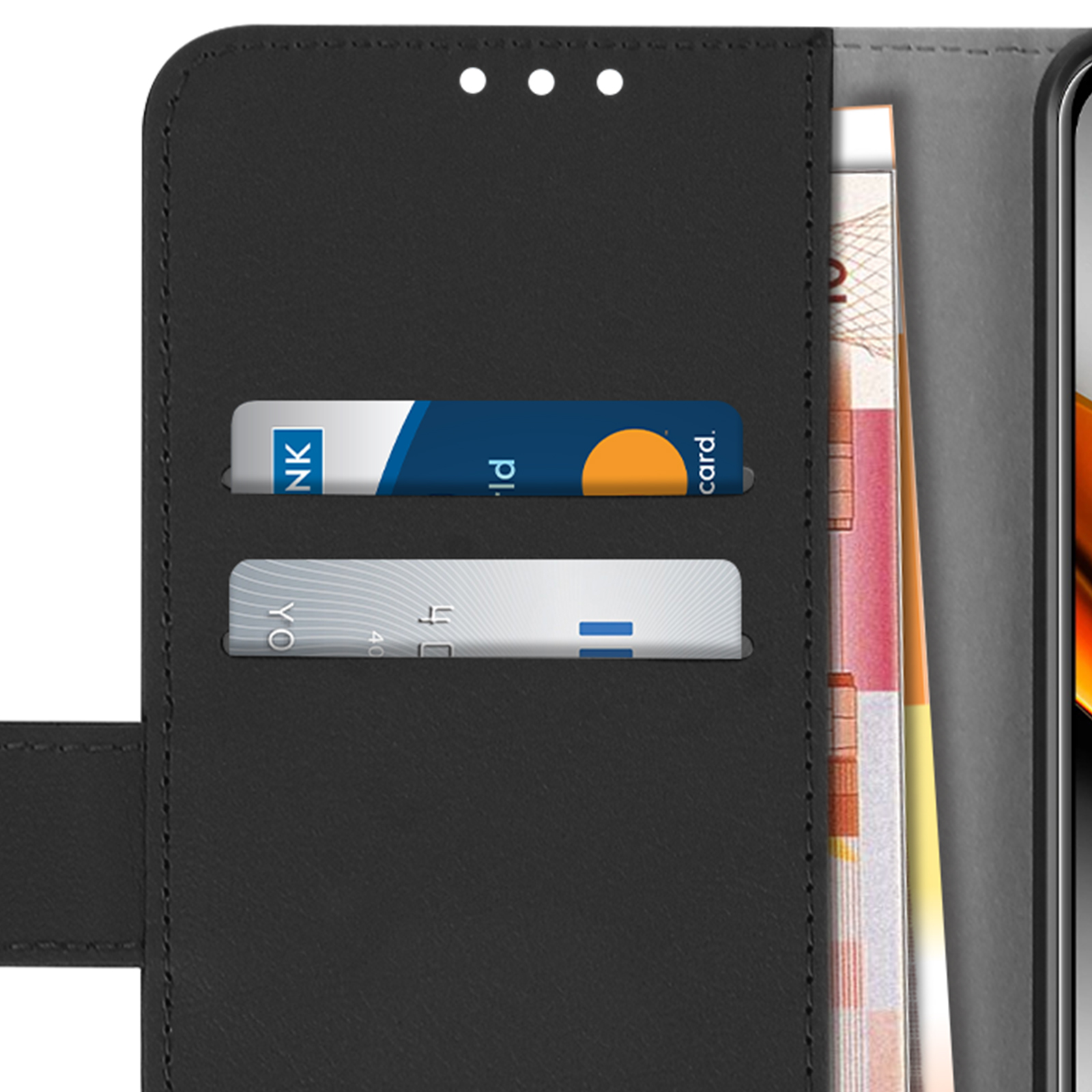 Custodia nera per telefono aperta con fessure per carte di credito. Le carte sono negli slot. È visibile una banconota da dieci euro.