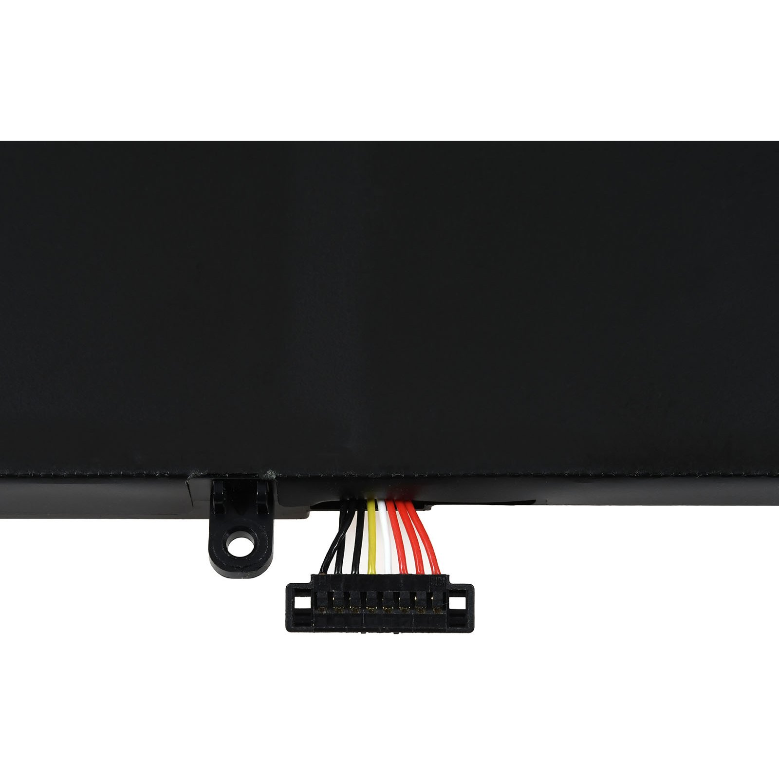 Schwarzer Akku mit Stecker. Kabel in Gelb, Schwarz, Rot und Weiß gehen vom Stecker aus.