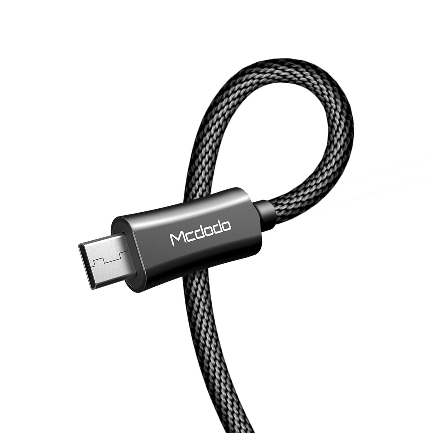 Ein schwarzes USB-Kabel mit geflochtenem Design, einem Anschluss mit der Aufschrift 'Mcdodo' und USB-Typ-A-Anschluss.
