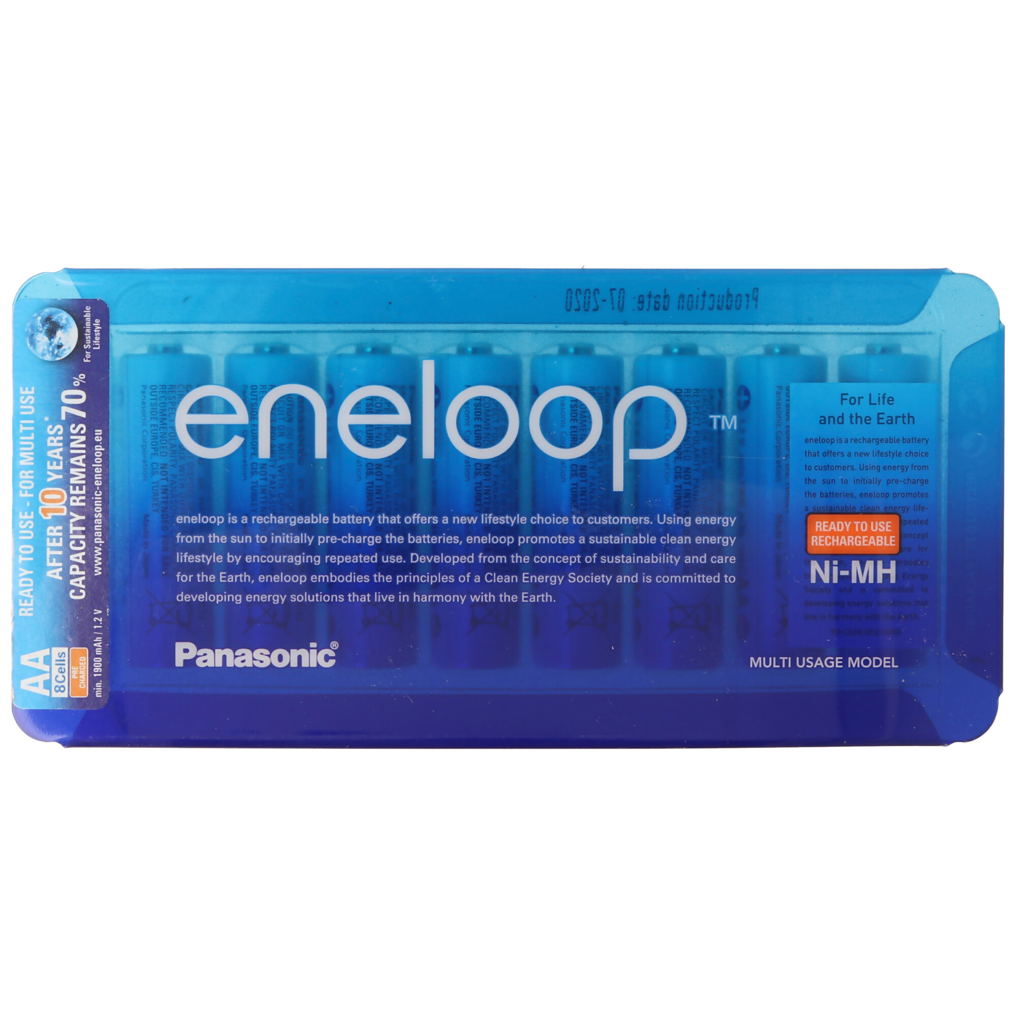Eine Packung blauer, wiederaufladbarer eneloop-Batterien mit Branding und Text.