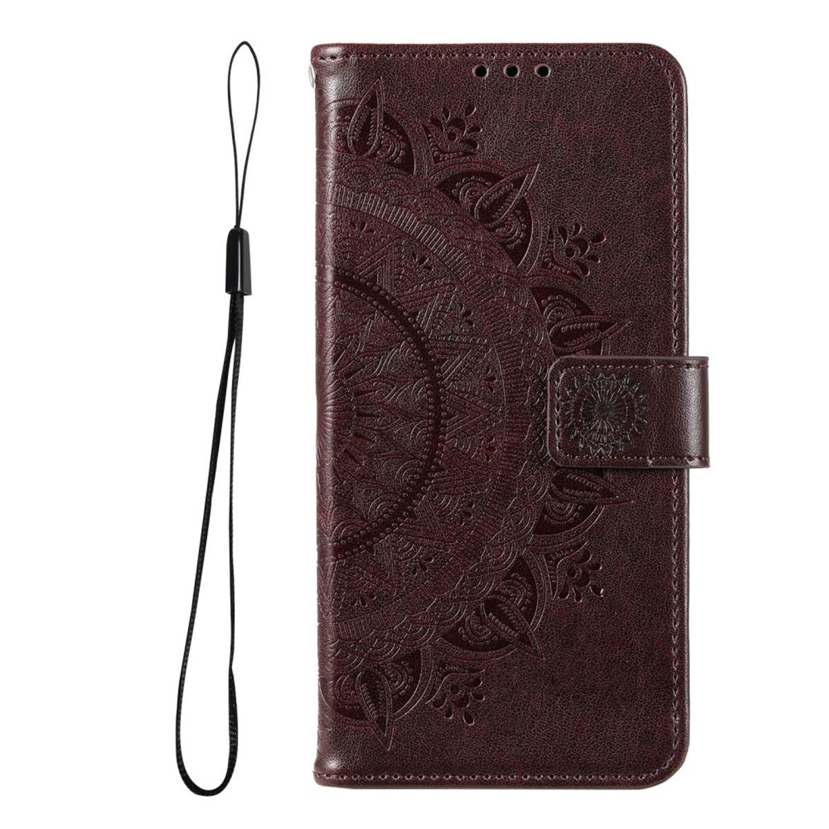 Braune Handyhülle mit Mandala-Design und einem Riemen.