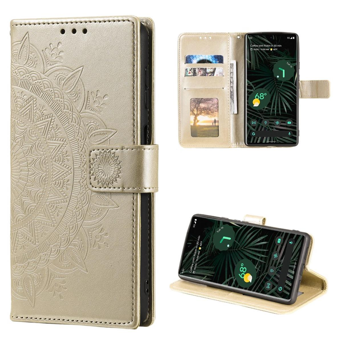 Geöffnete Handyhülle im Brieftaschenstil, zeigt Telefon, Karten und Geld. Die Hülle ist goldfarben.
