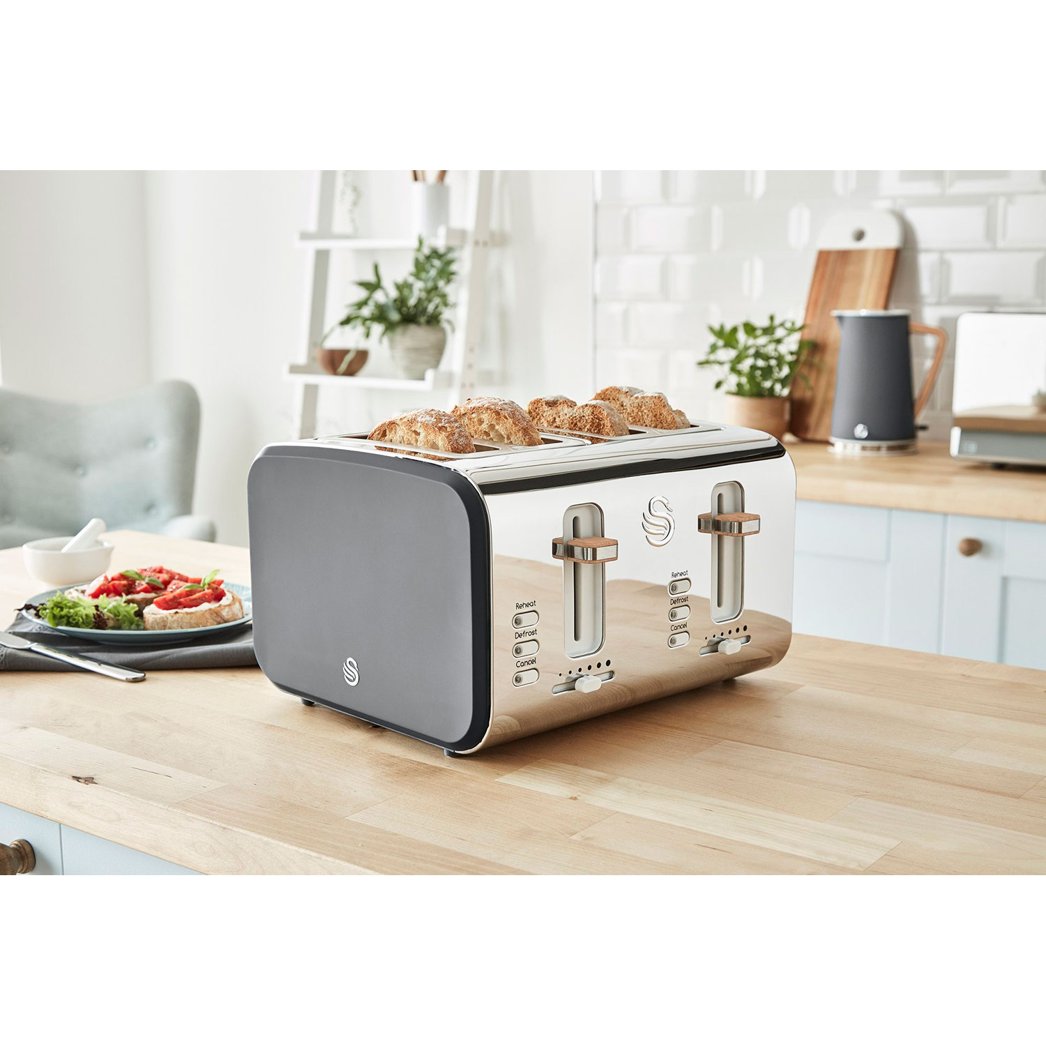 SWAN Nordic STRP1061GRYNEU Set Toaster (900 Watt, Grau Schlitze: 4) und Wasserkocher