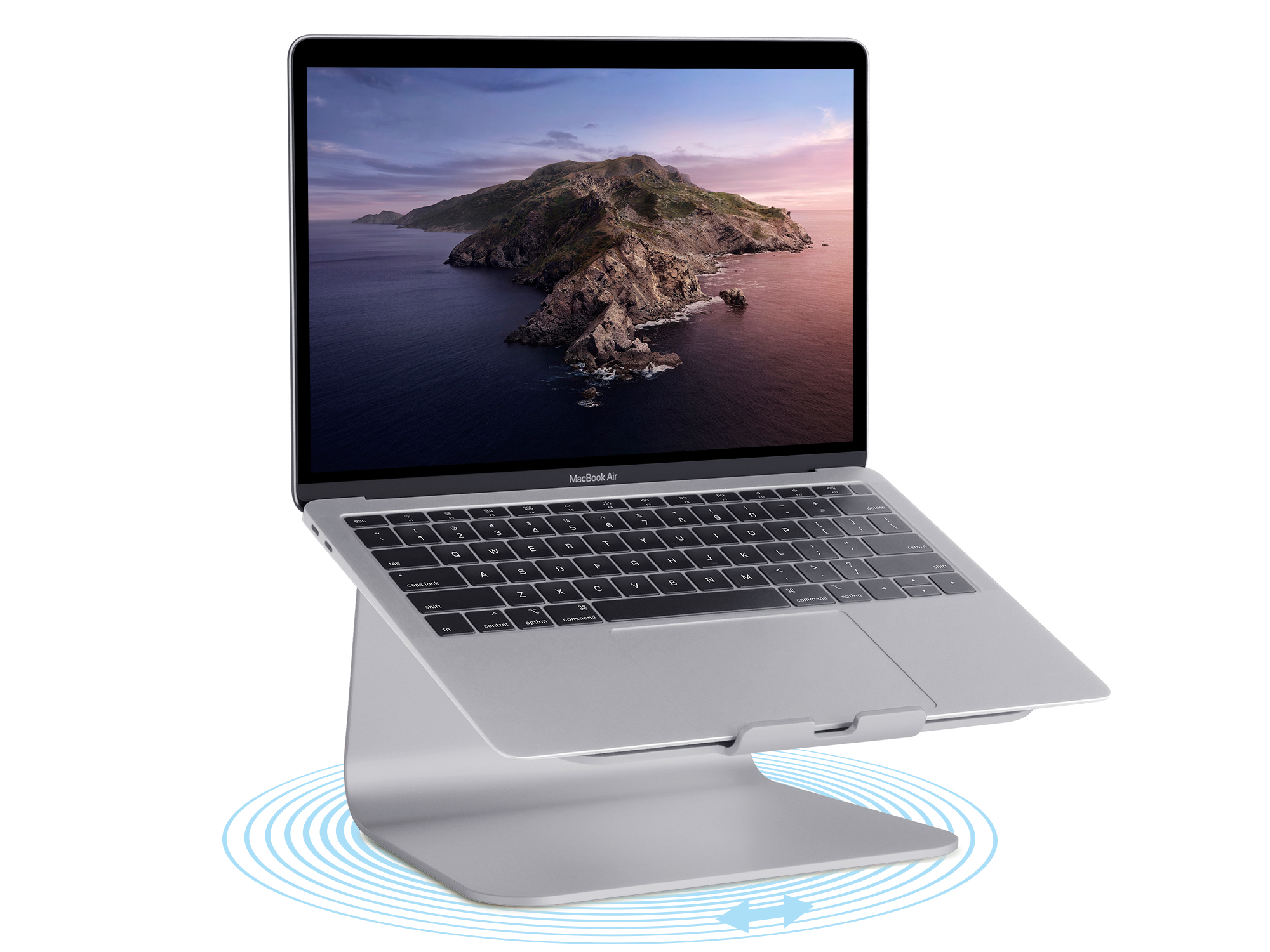 Silberner Laptop auf einem silbernen Ständer. Laptop-Bildschirm ist geöffnet.