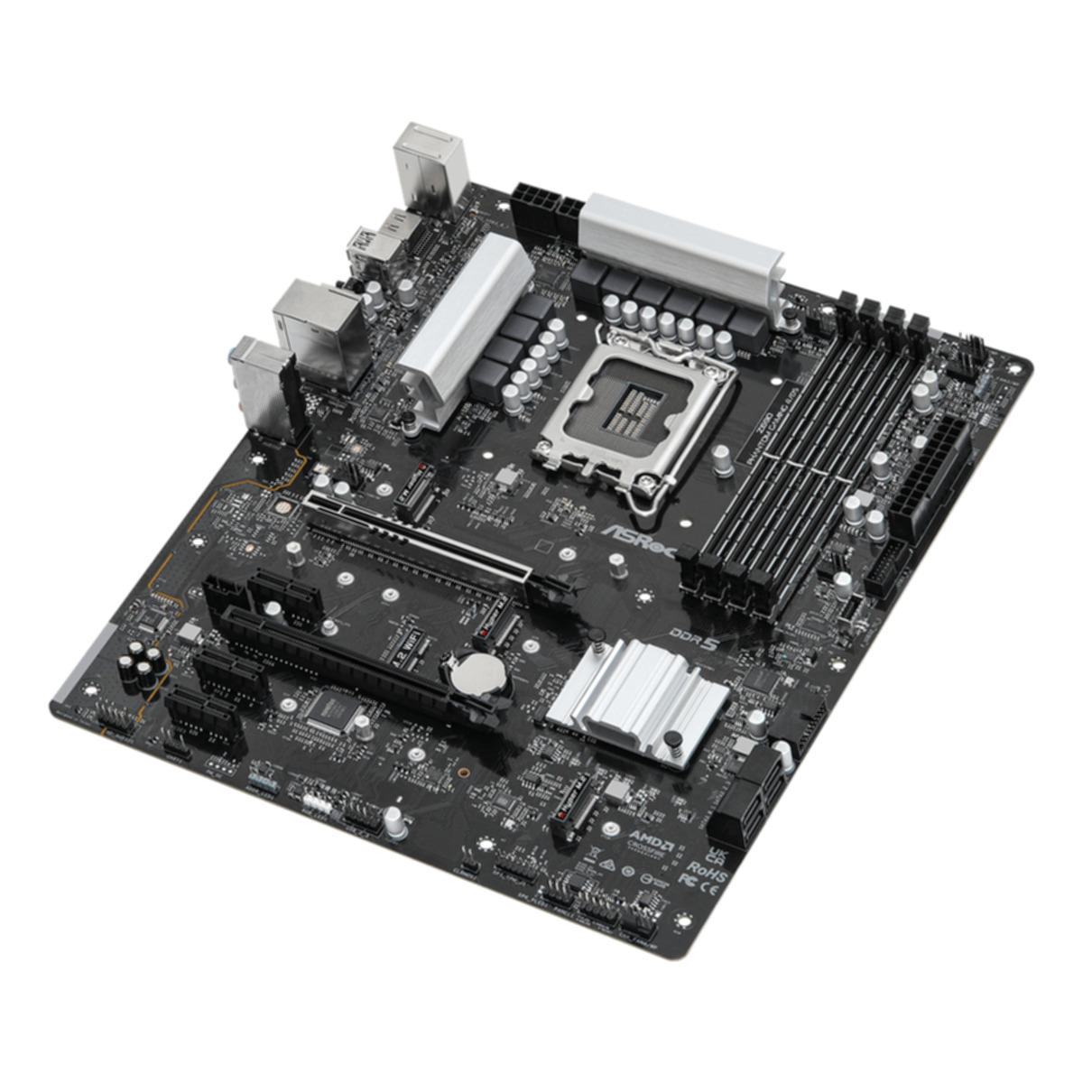 Una scheda madre di computer nera, con vari componenti come slot e chip, su sfondo bianco.