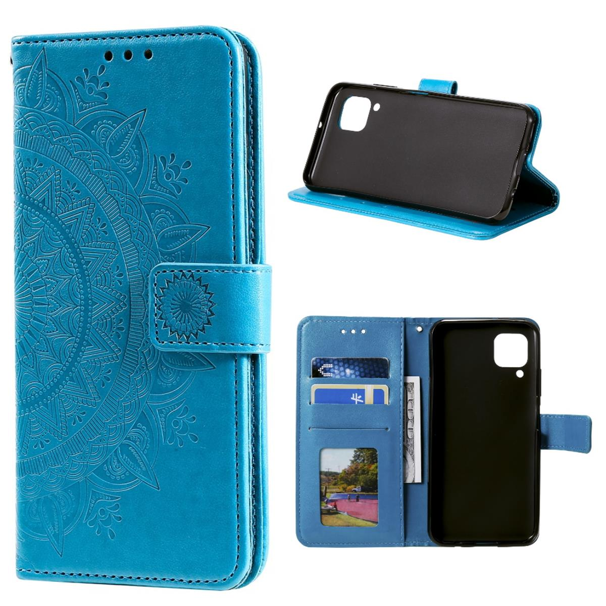 Blaue Handyhülle mit Mandala-Design. Telefon im Inneren. Karten und Bargeld im Portemonnaie. Weißer Hintergrund.