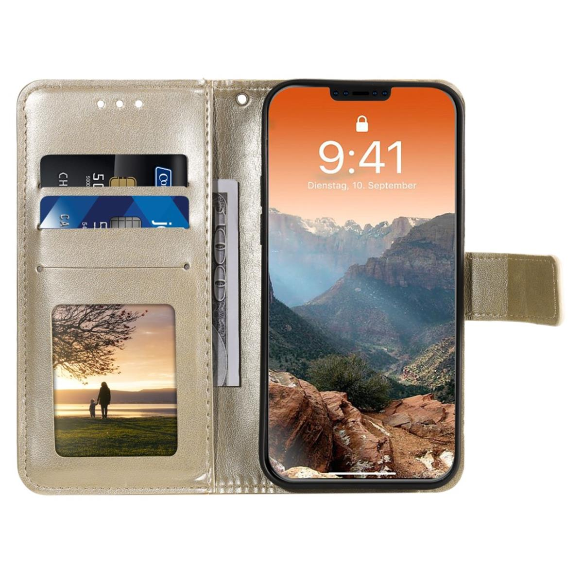 Ein Telefon in einer goldenen Lederhülle ist geöffnet und zeigt Karten, Bargeld und einen Berg-Bildschirm.