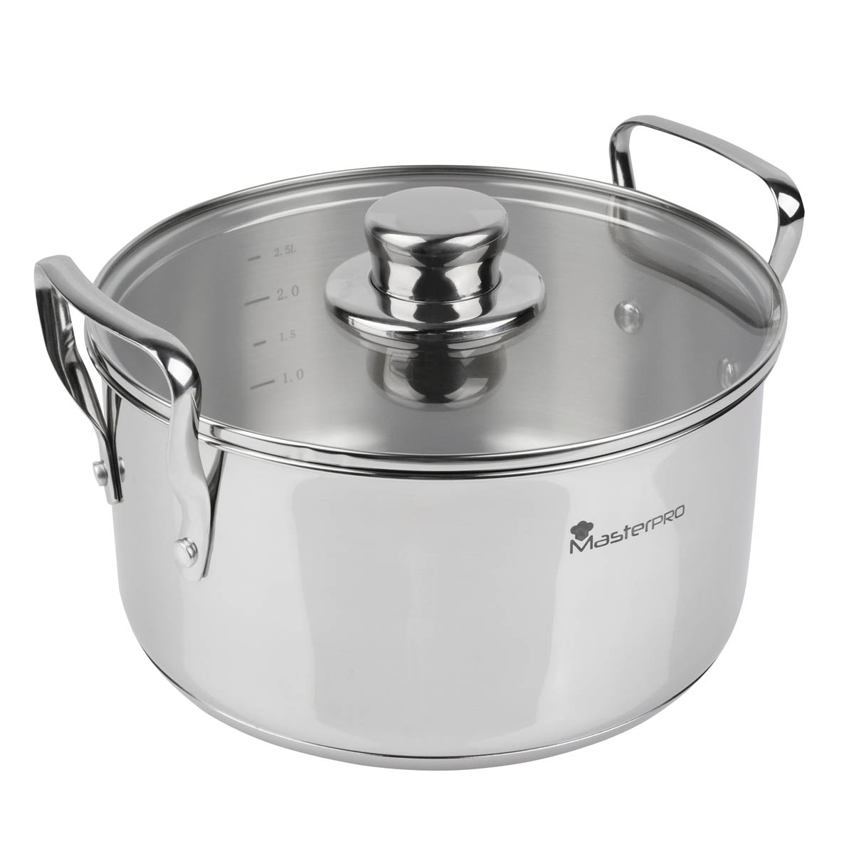 Olla de acero inoxidable con tapa de cristal. Tiene dos asas y una perilla. La tapa tiene marcas de volumen.
