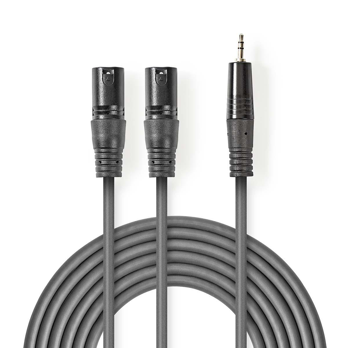 Drie zwarte XLR-kabels en een 3,5 mm-jack, allemaal opgerold. Witte achtergrond.