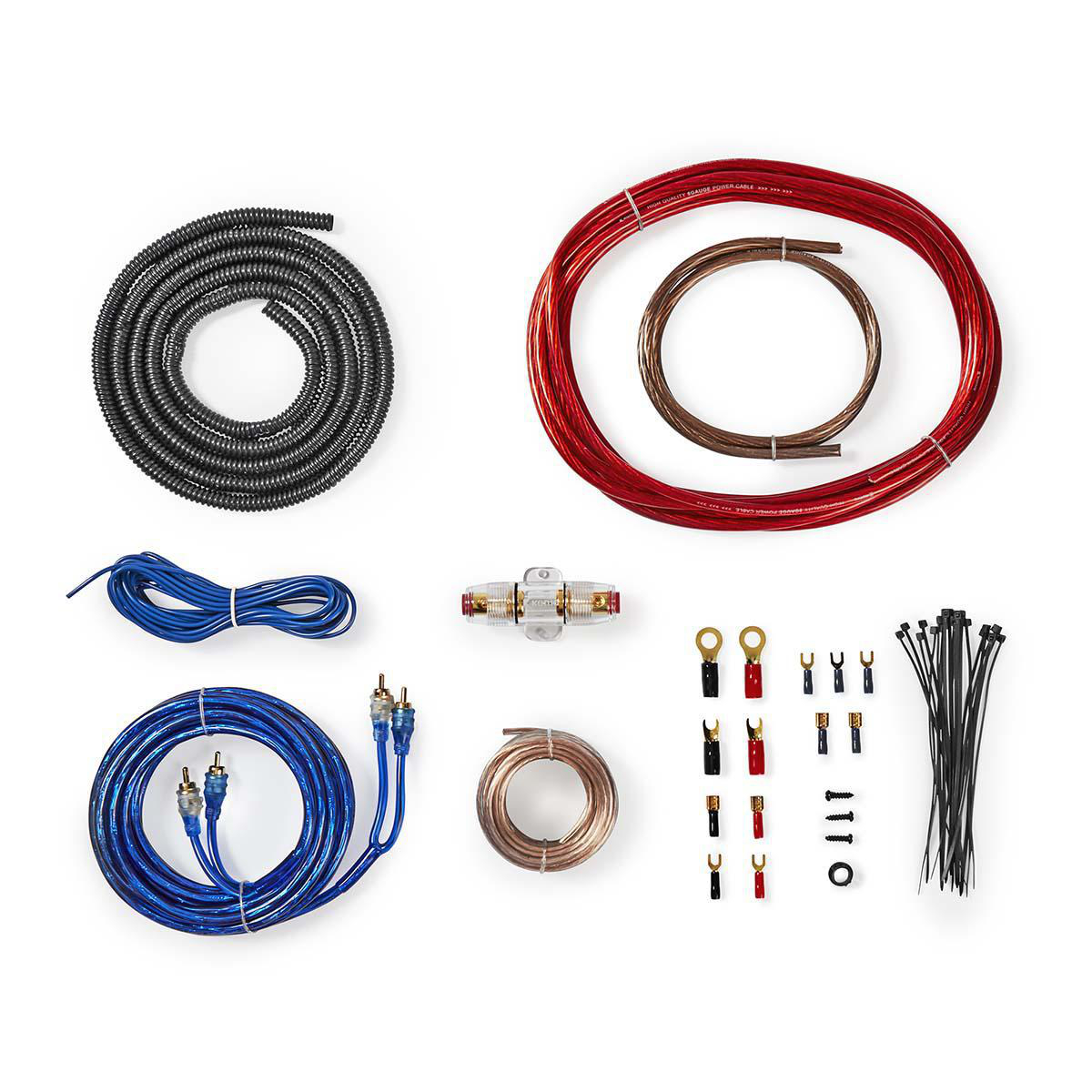 Set di fili e connettori audio per auto, tra cui un fusibile, cavi e terminali.