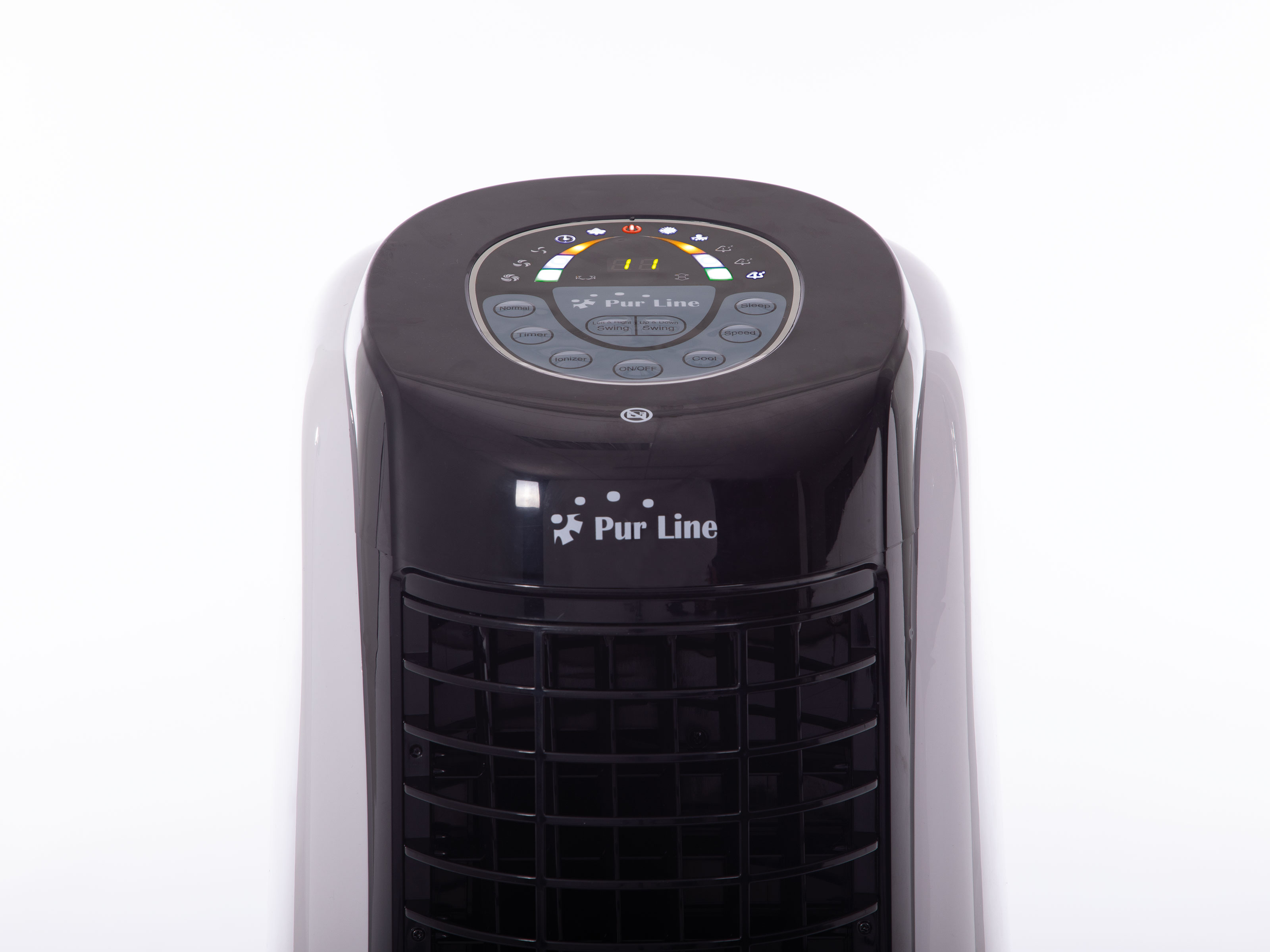 Weißer und schwarzer Turmventilator. Verfügt über ein digitales Display und Bedientasten. Marke ist Pur Line.