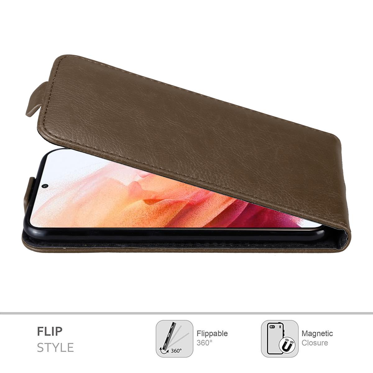 Eine braune Handyhülle mit einem Telefon im Inneren. Das Gehäuse ist geöffnet und im Flip-Stil.