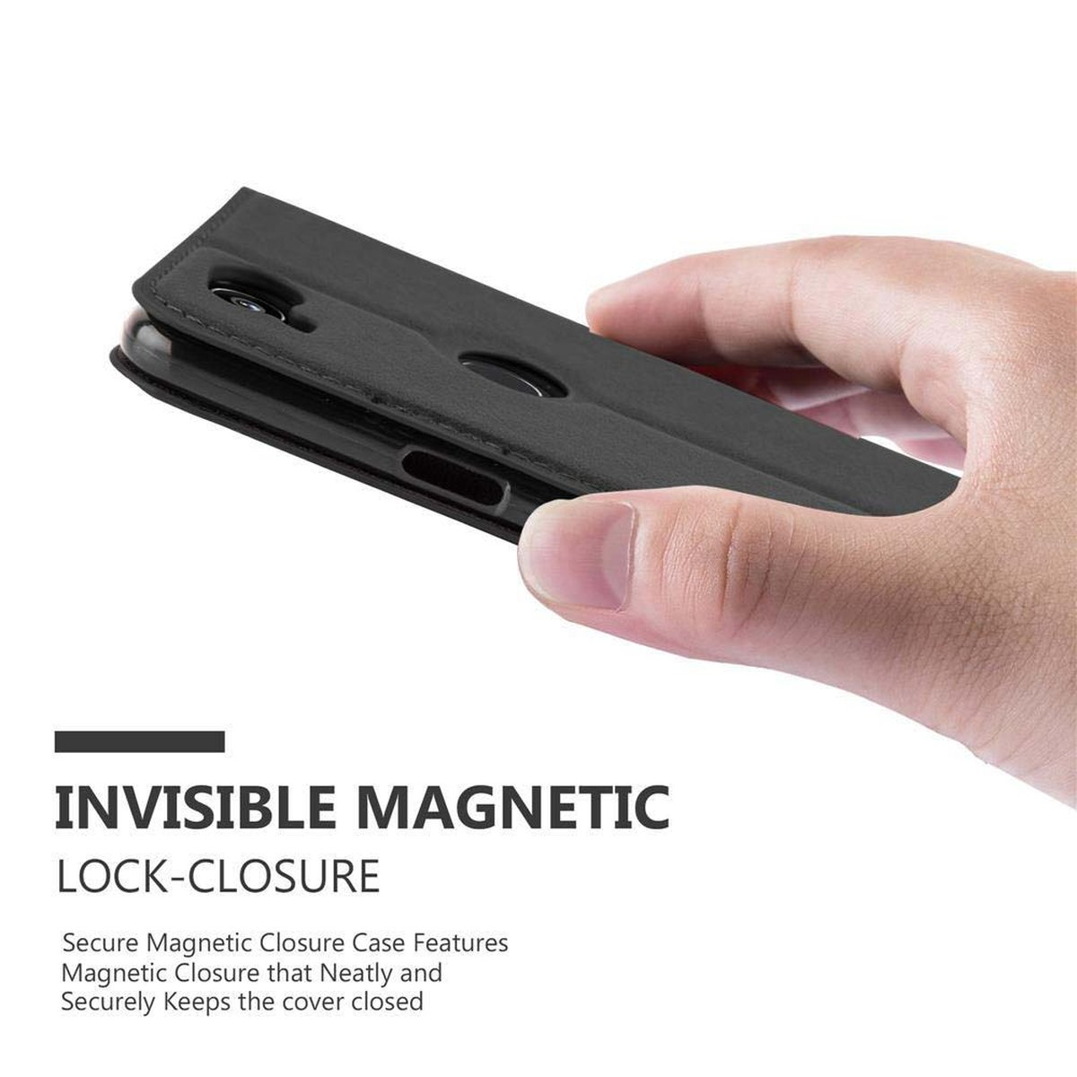 Eine Hand hält eine schwarze Handyhülle, die teilweise geschlossen ist, mit der Aufschrift 'INVISIBLE MAGNETIC LOCK-CLOSURE'.