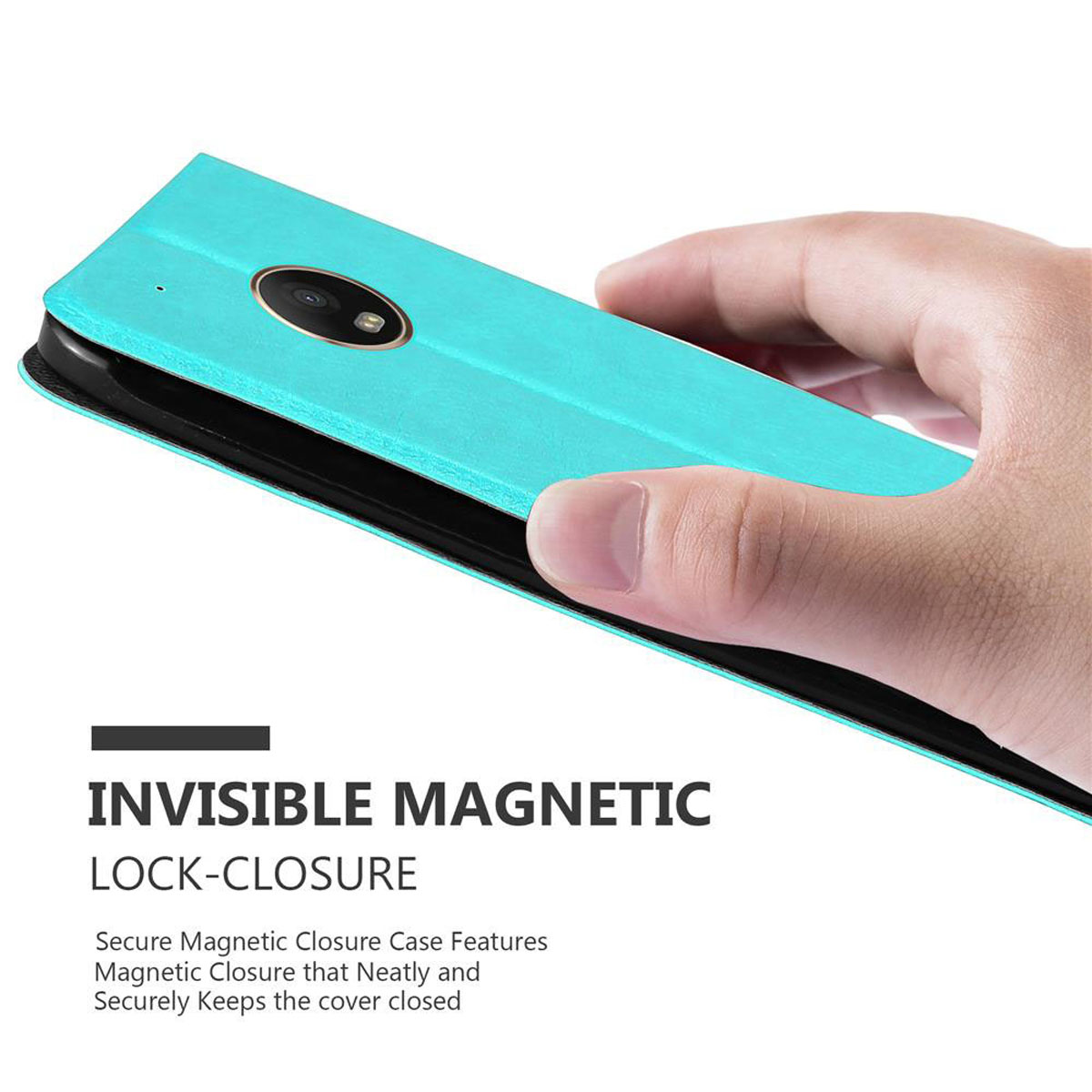 Mano che tiene una custodia per telefono turchese parzialmente aperta. La custodia ha una chiusura magnetica.