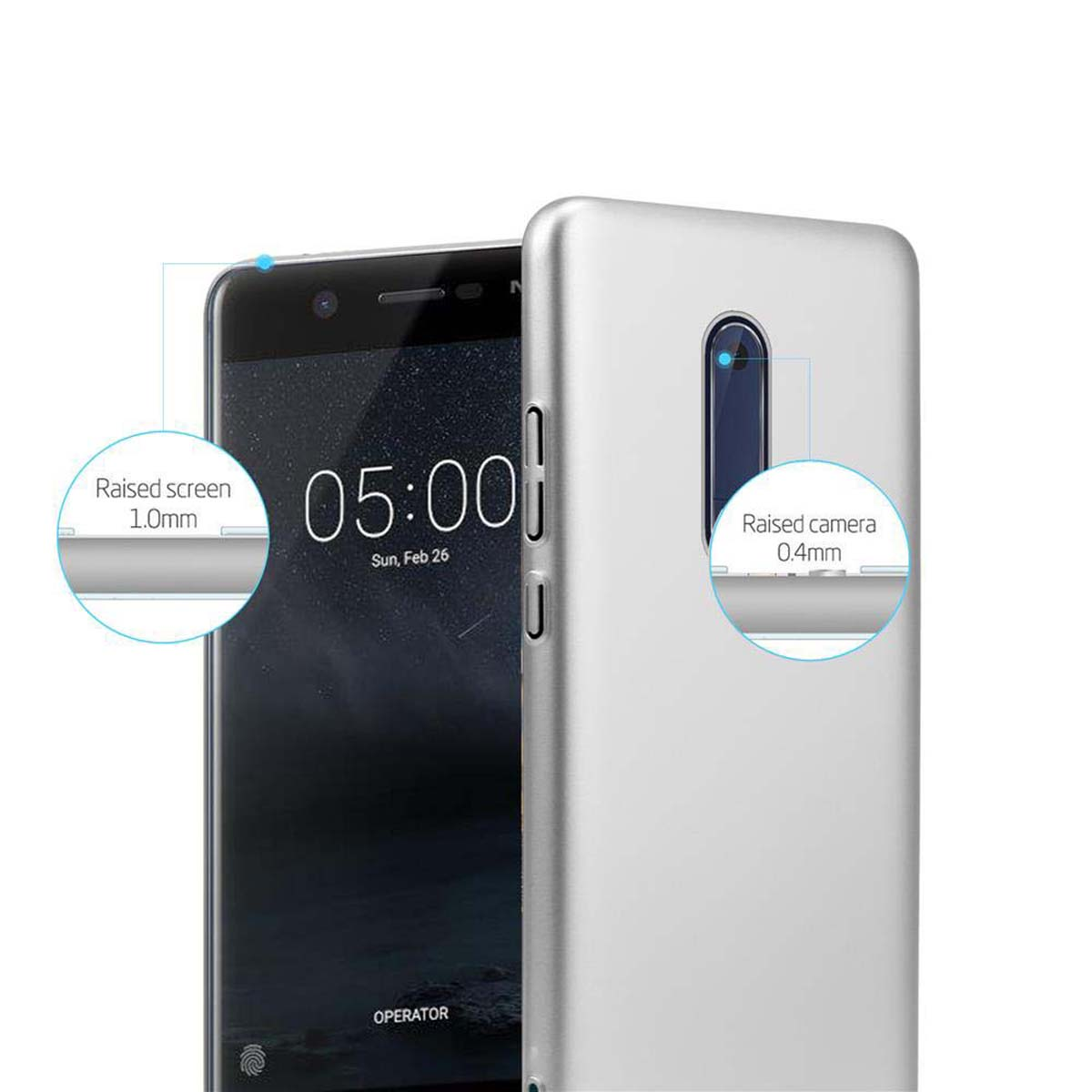 Un telefono argentato con una custodia. La custodia ha uno schermo e una fotocamera rialzati. L'ora è visualizzata.