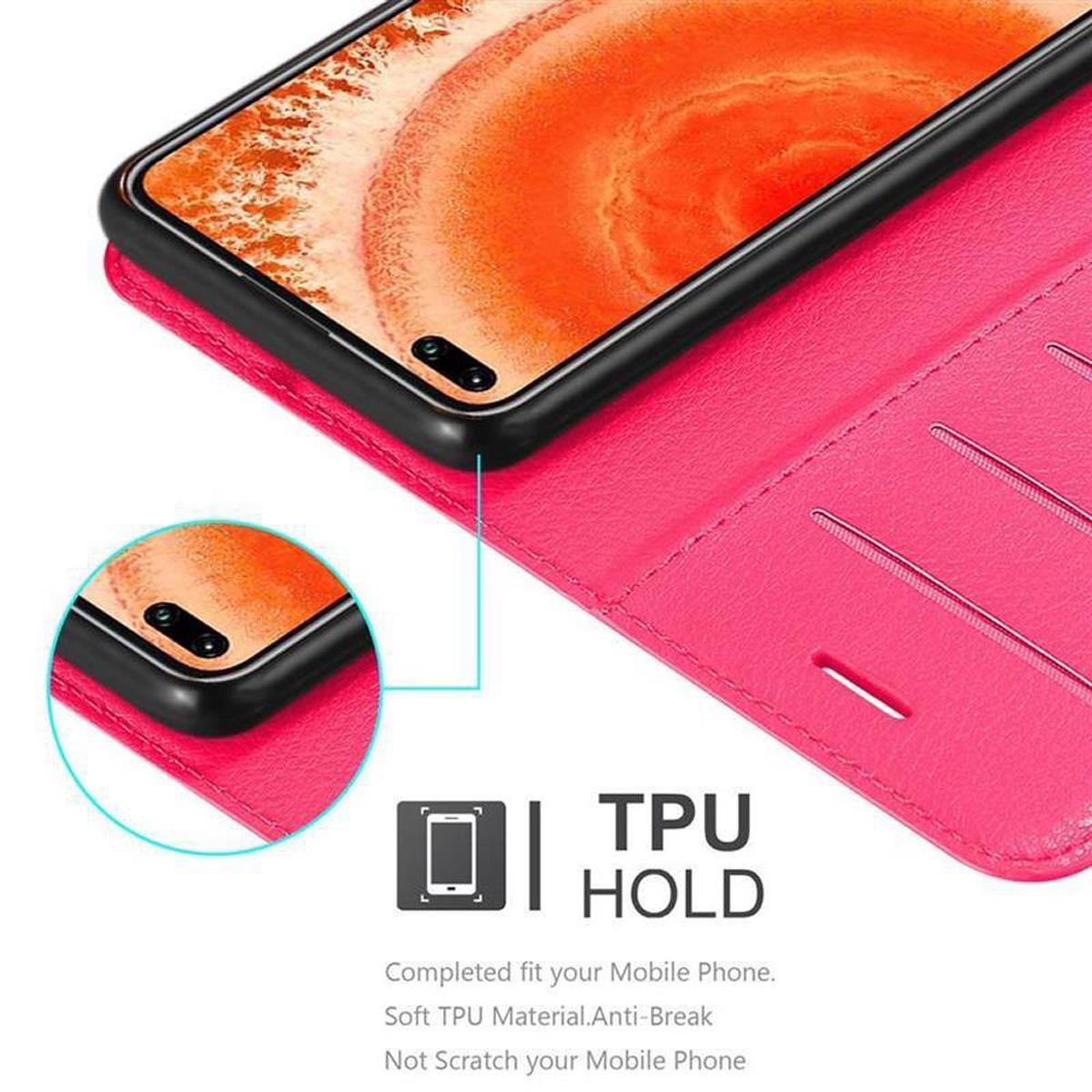 Custodia per telefono rosa con telefono all'interno. Primo piano del telefono.